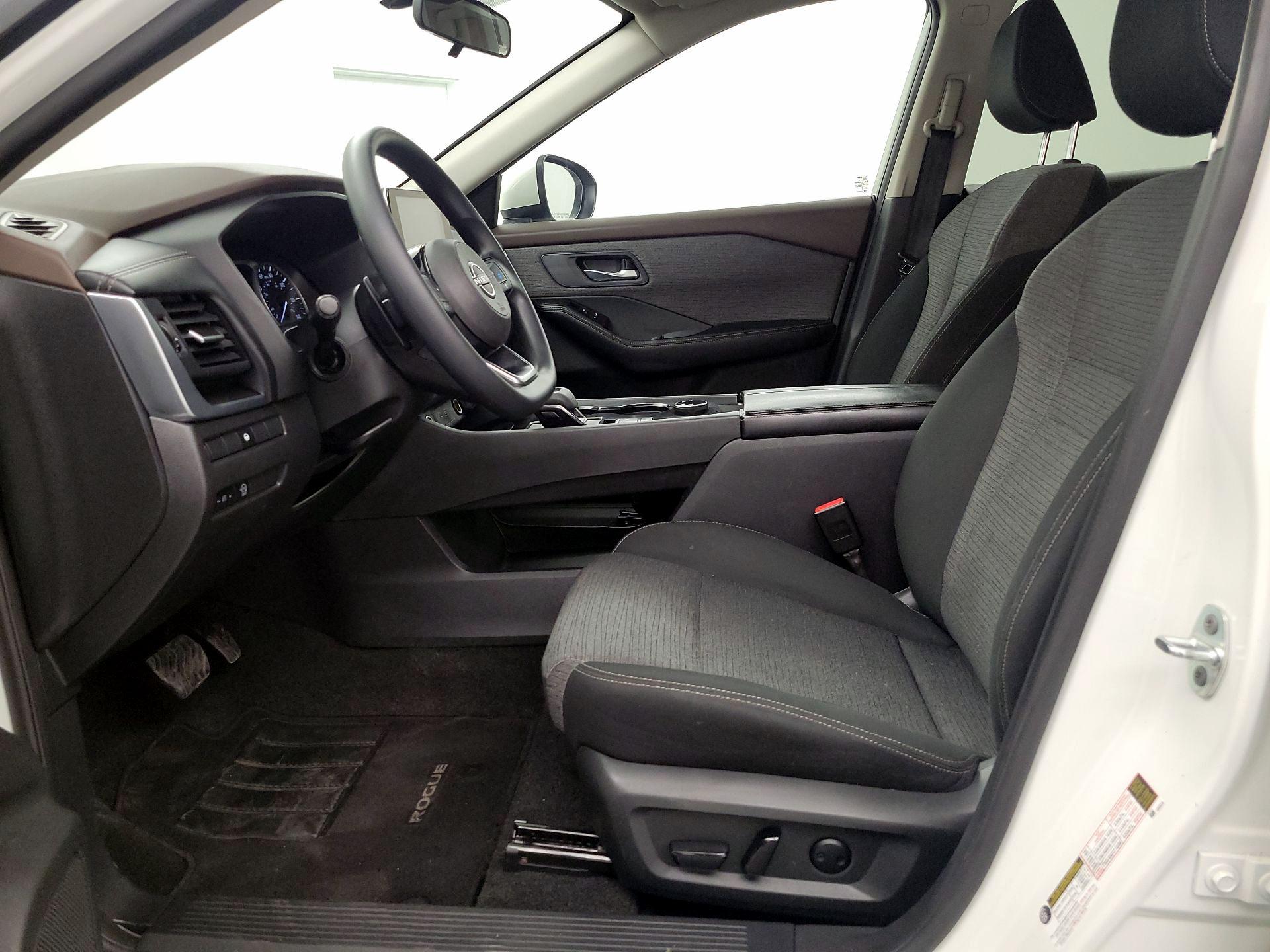 Thumbnail: 2023 Nissan Rogue - 11