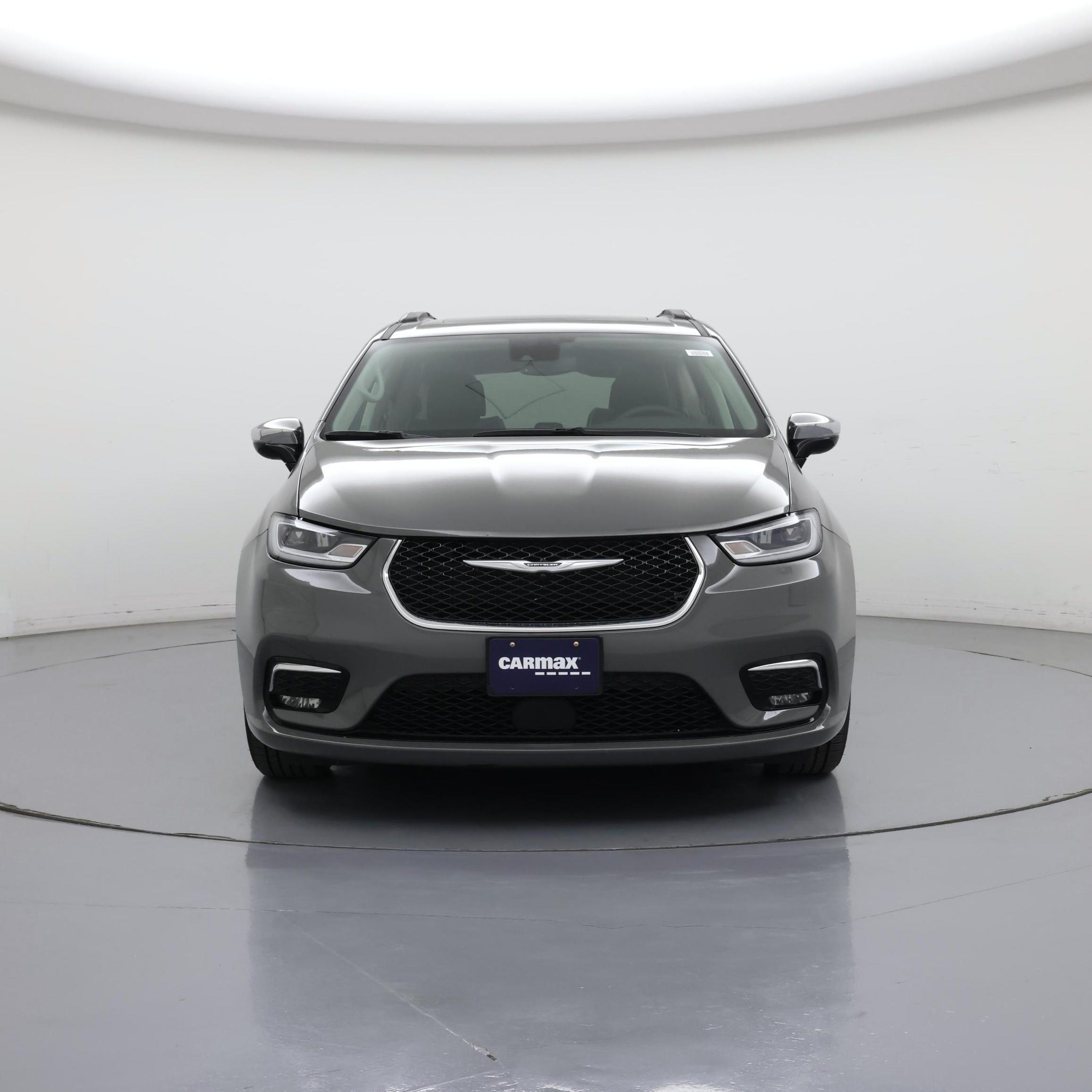 Thumbnail: 2023 Chrysler Pacifica - 5