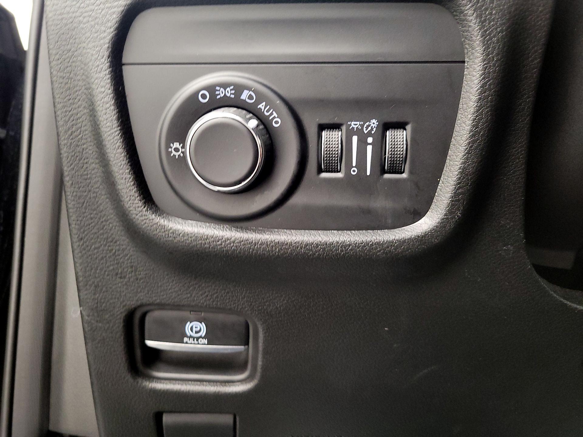 Thumbnail: 2023 Jeep Grand Cherokee - 13