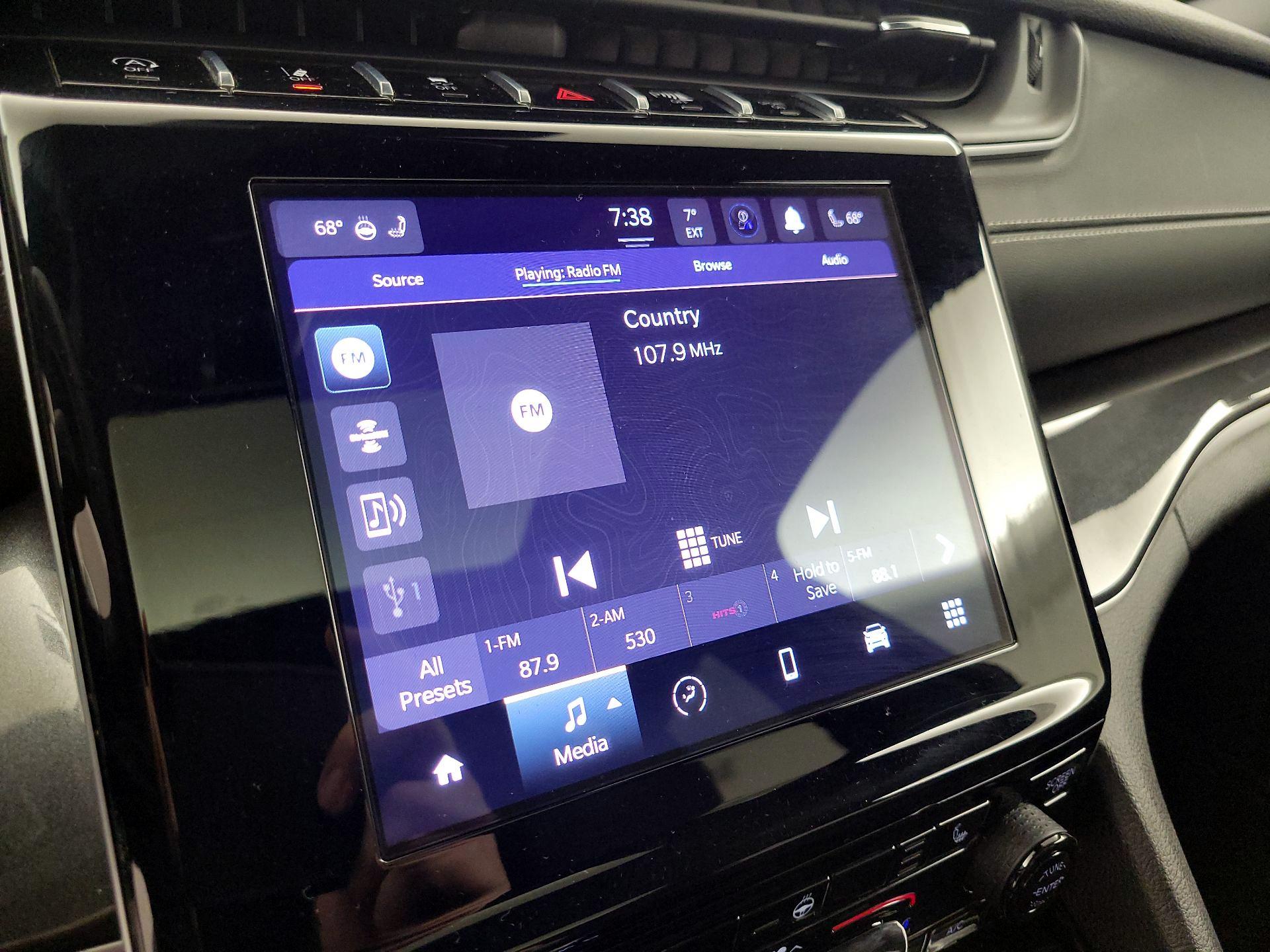 Thumbnail: 2023 Jeep Grand Cherokee - 15