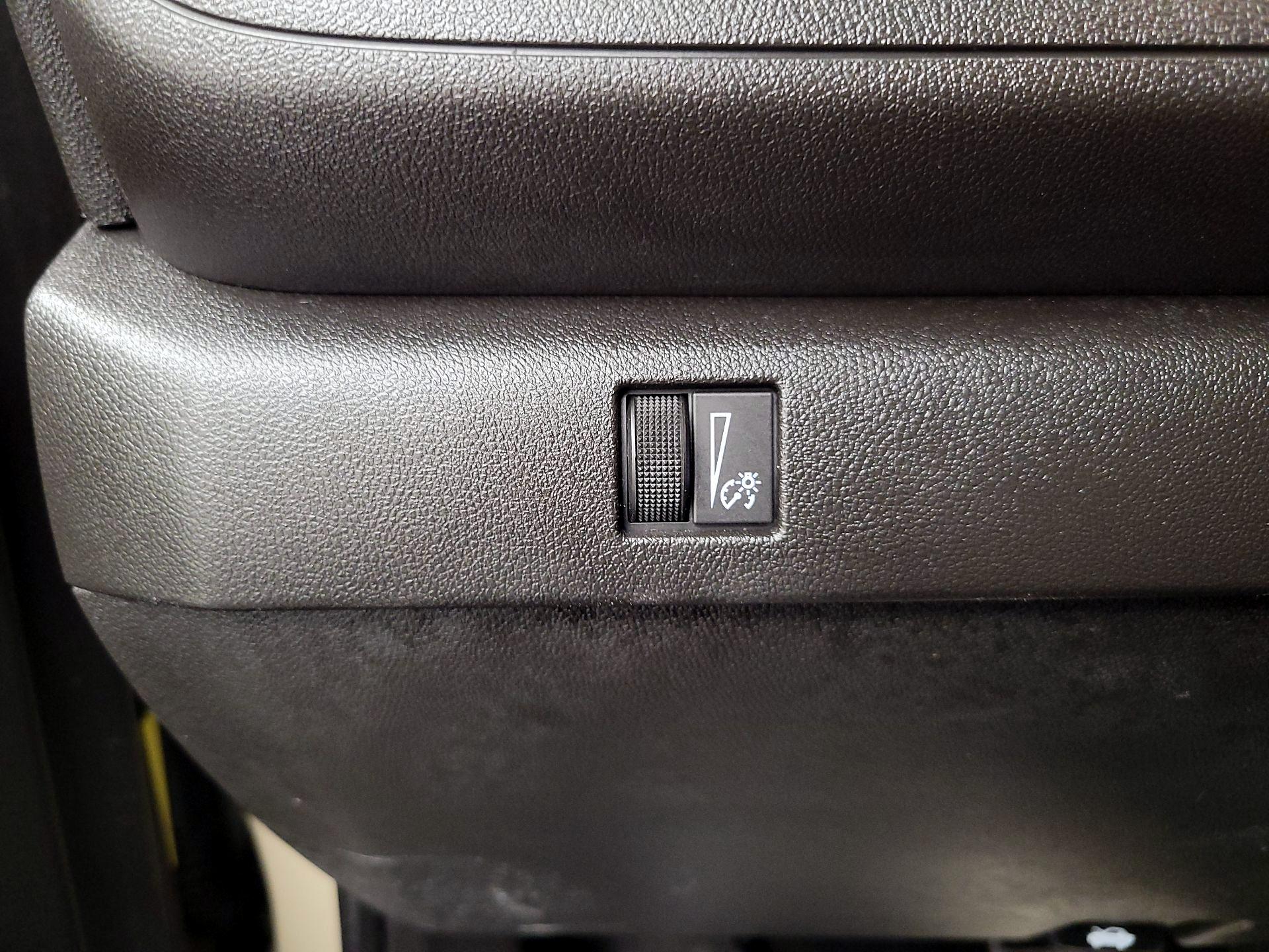 Thumbnail: 2024 Chevrolet Colorado - 13