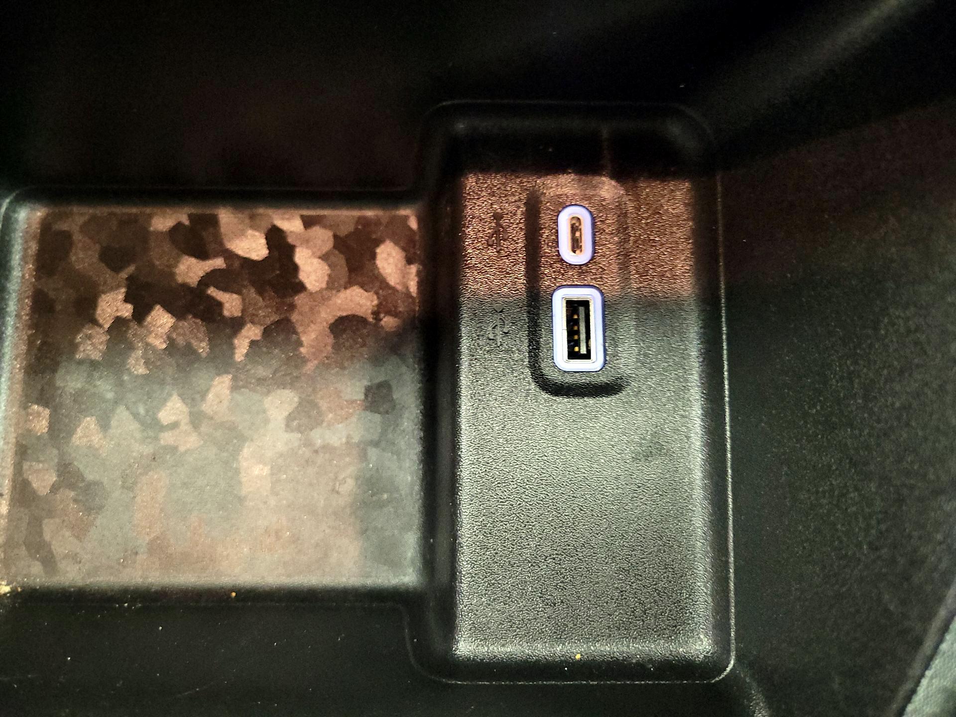 Thumbnail: 2024 Chevrolet Colorado - 18