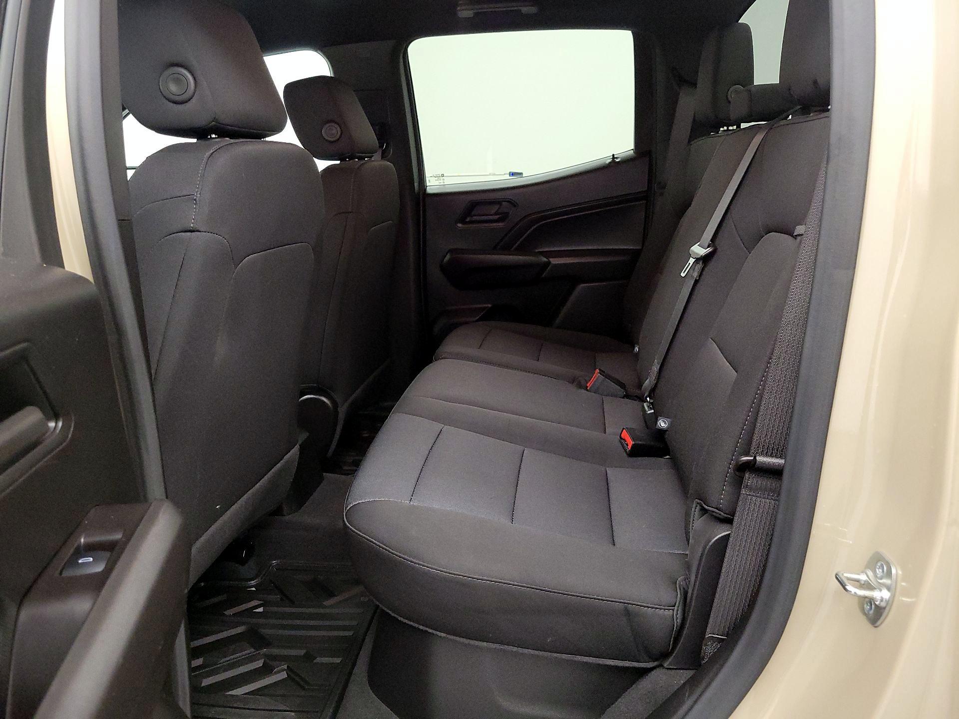 Thumbnail: 2024 Chevrolet Colorado - 19