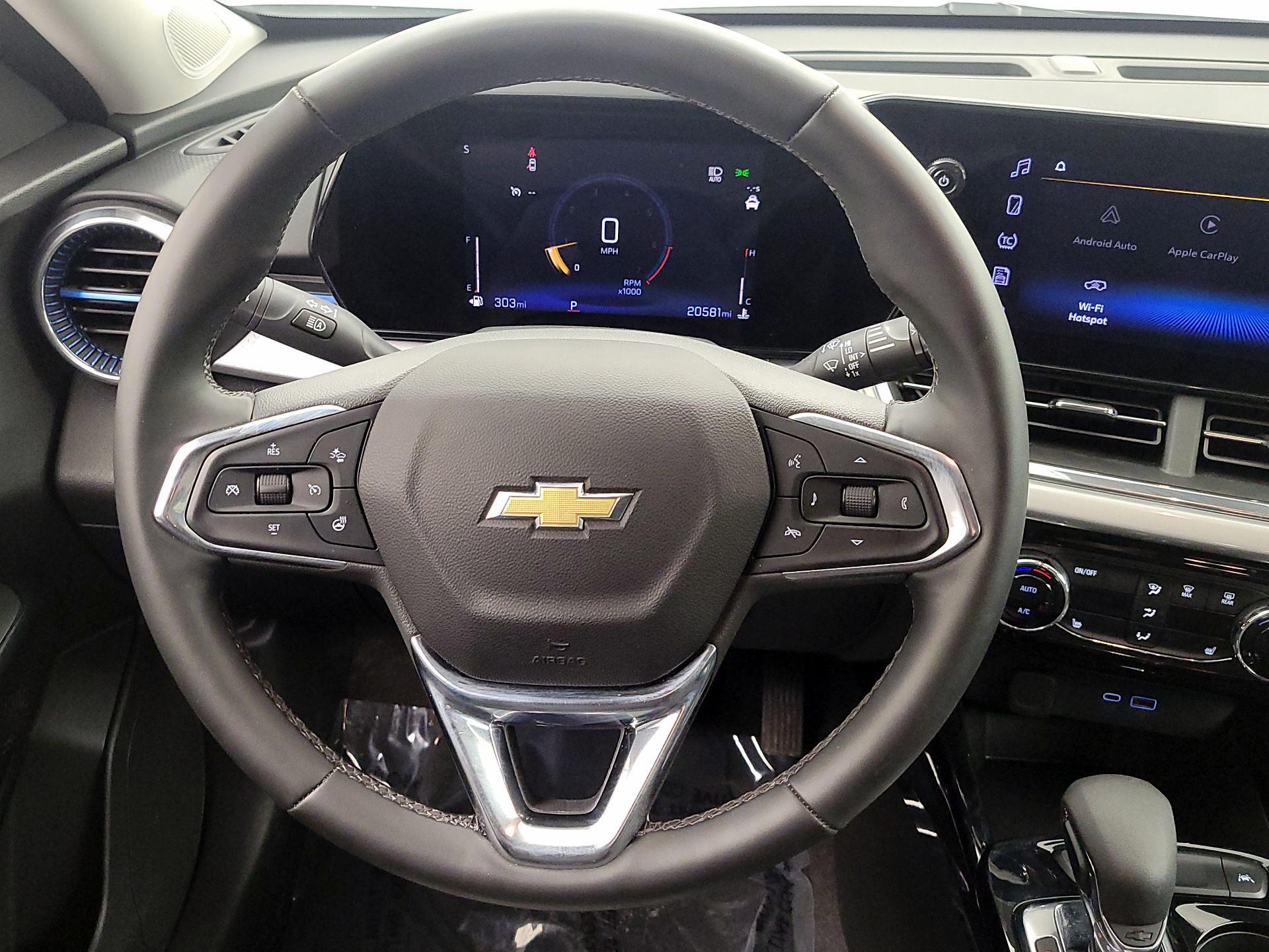 Thumbnail: 2025 Chevrolet Trax - 10