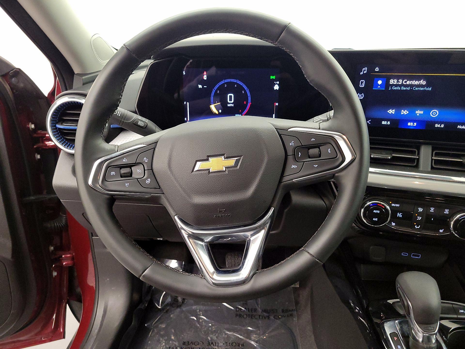 Thumbnail: 2025 Chevrolet Trax - 10