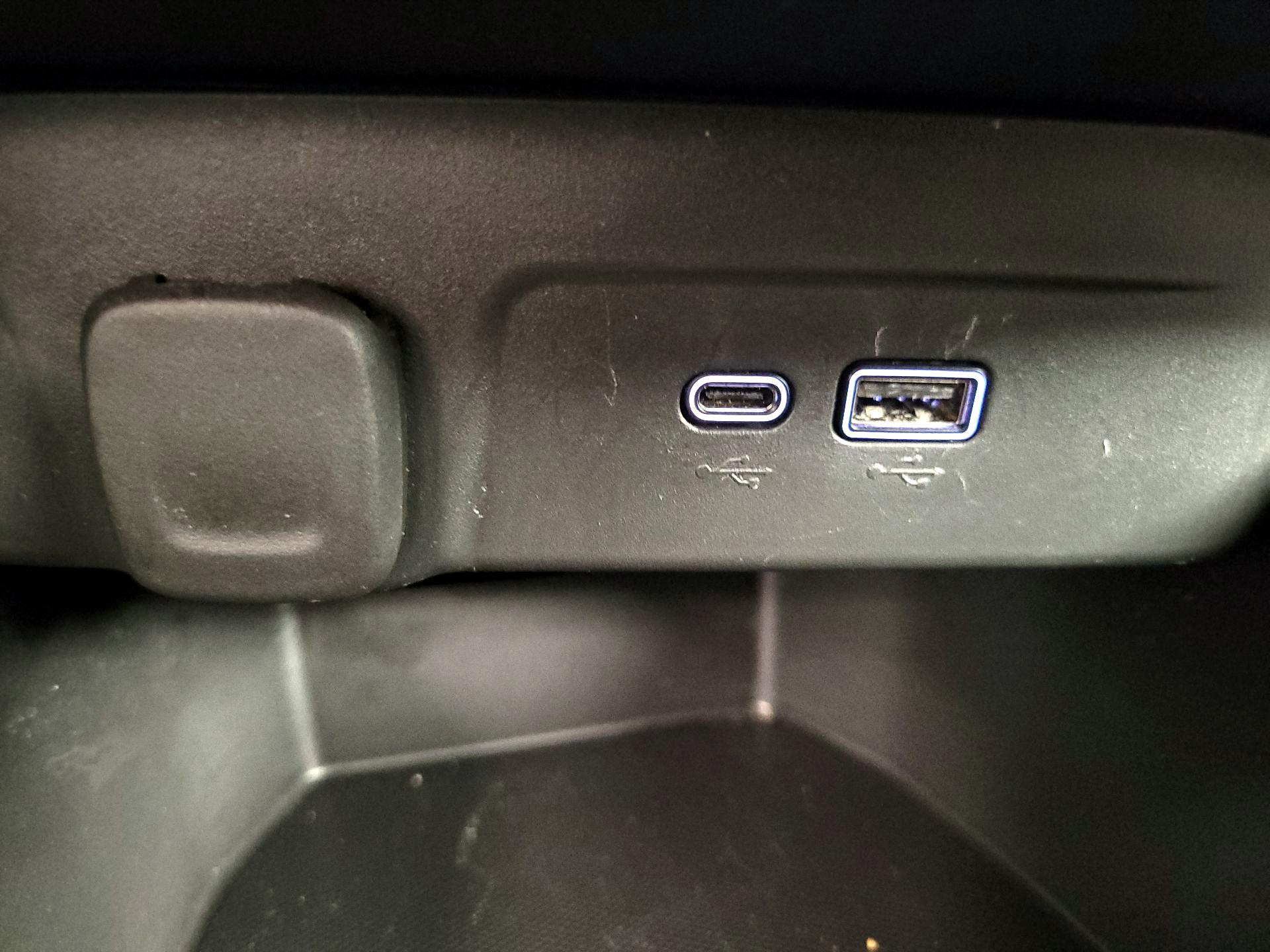 Thumbnail: 2025 Chevrolet Trax - 18