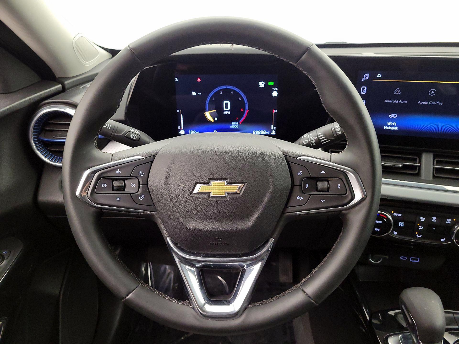 Thumbnail: 2025 Chevrolet Trax - 10