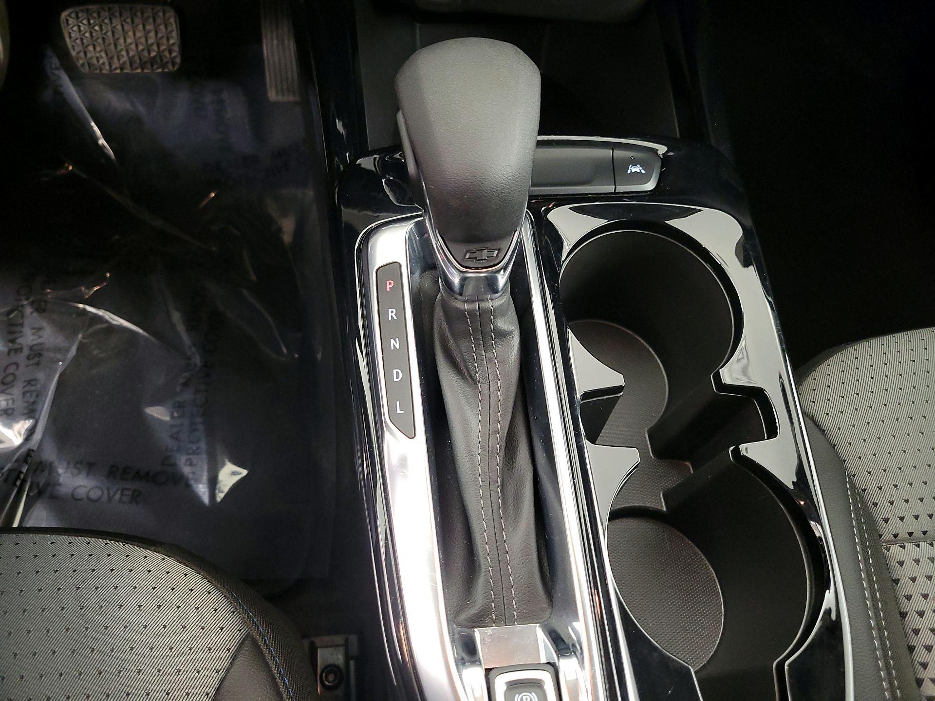 Thumbnail: 2025 Chevrolet Trax - 17