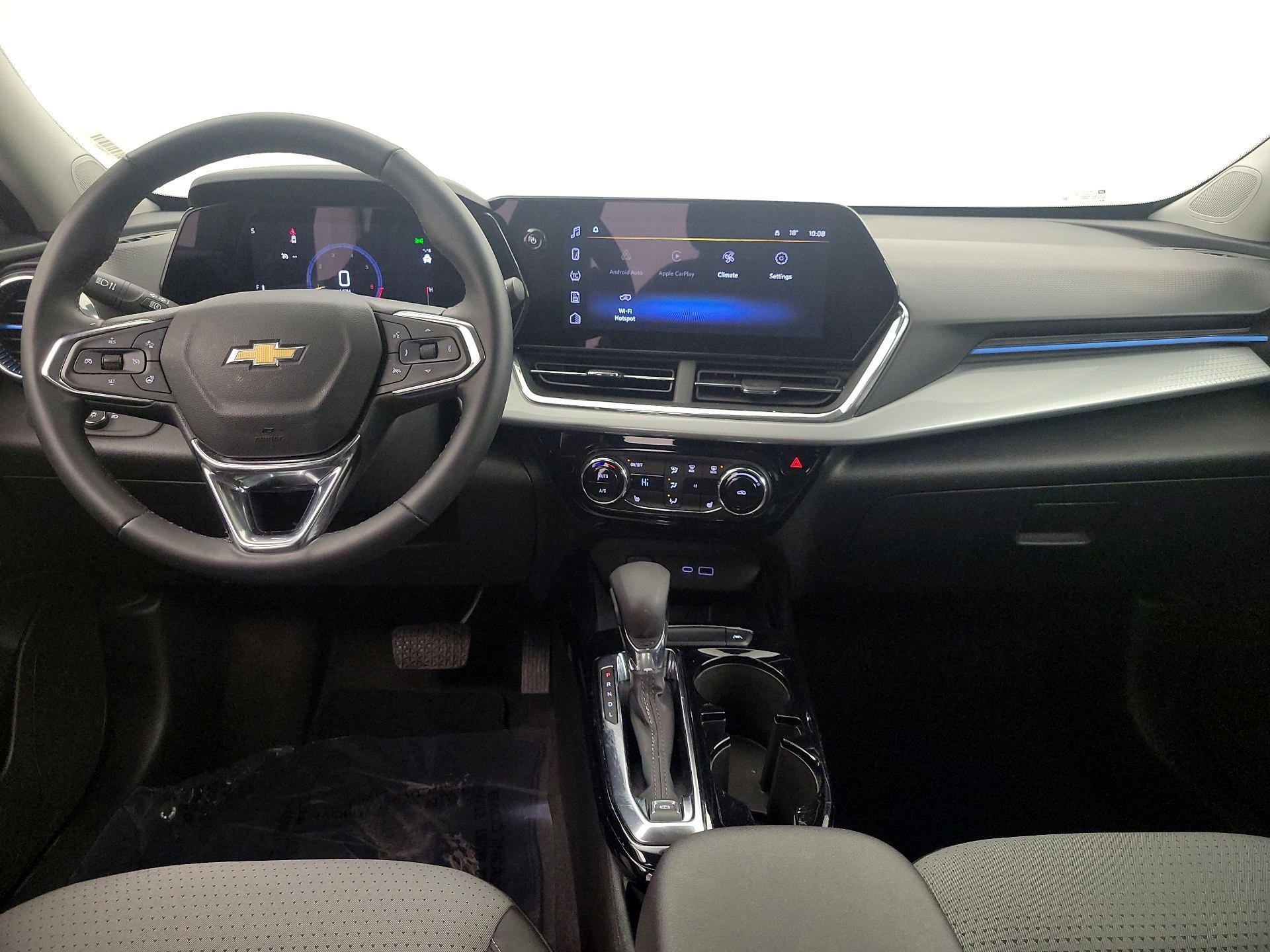 Thumbnail: 2025 Chevrolet Trax - 9
