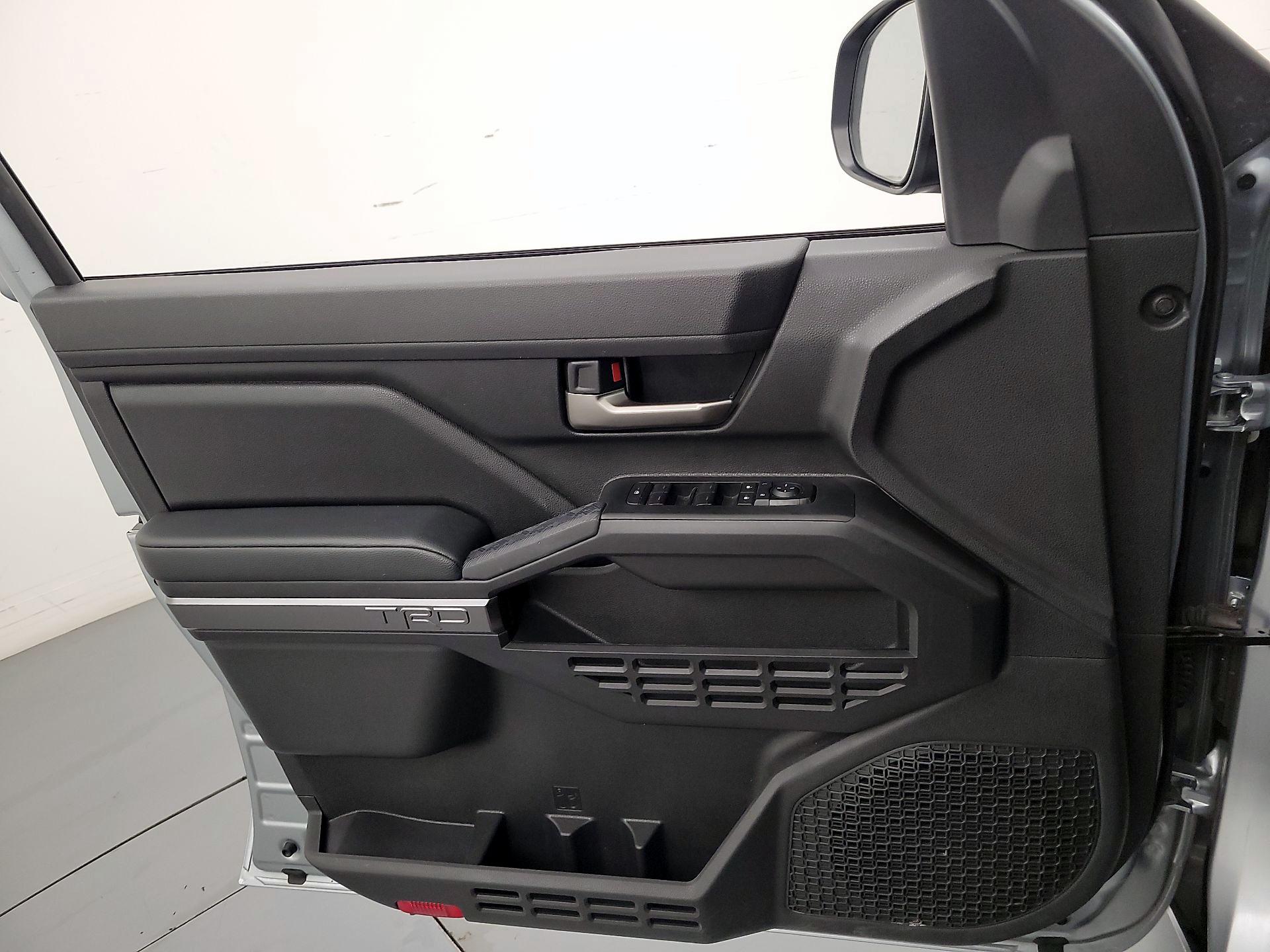 Thumbnail: 2025 Toyota Tacoma - 12