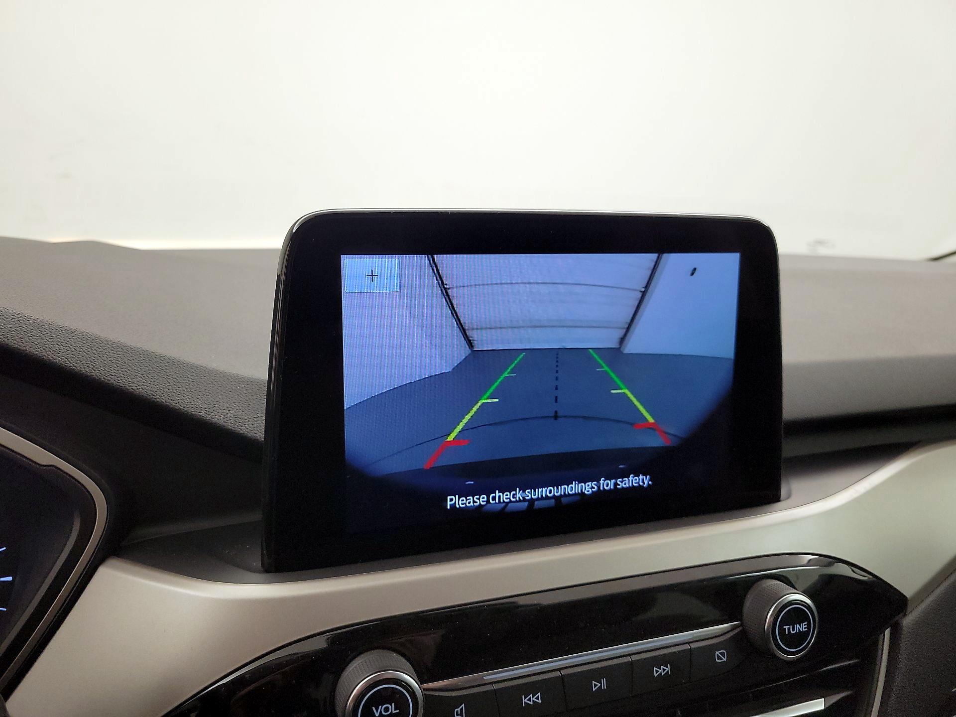 Thumbnail: 2022 Ford Escape - 14