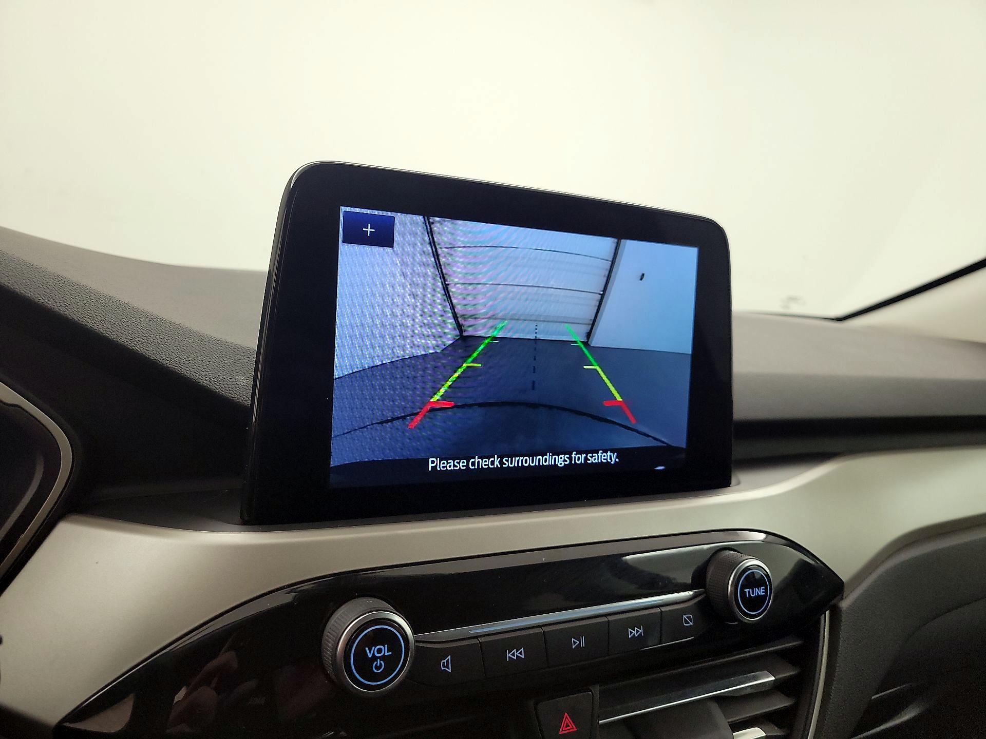 Thumbnail: 2022 Ford Escape - 15