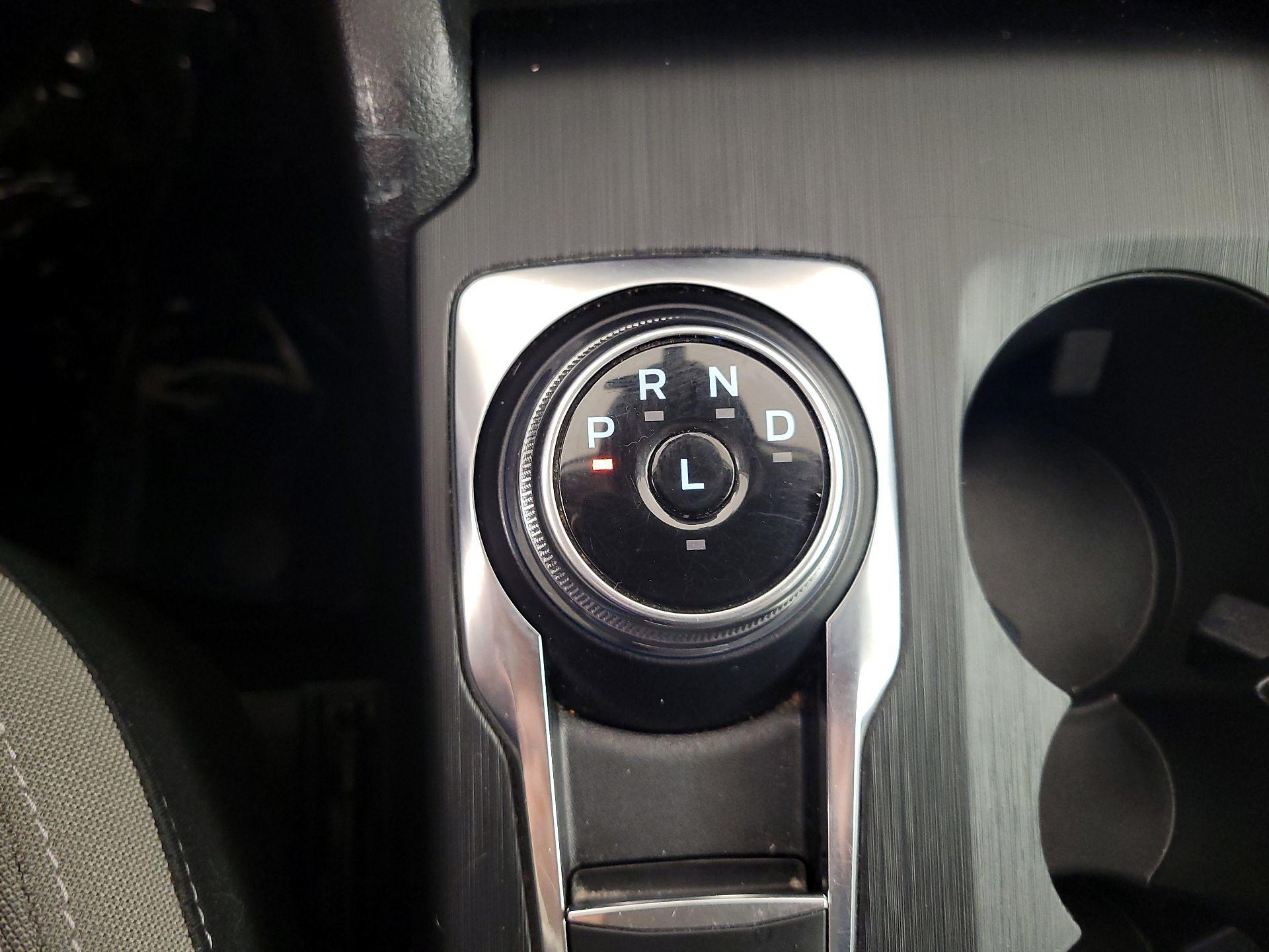 Thumbnail: 2022 Ford Escape - 18