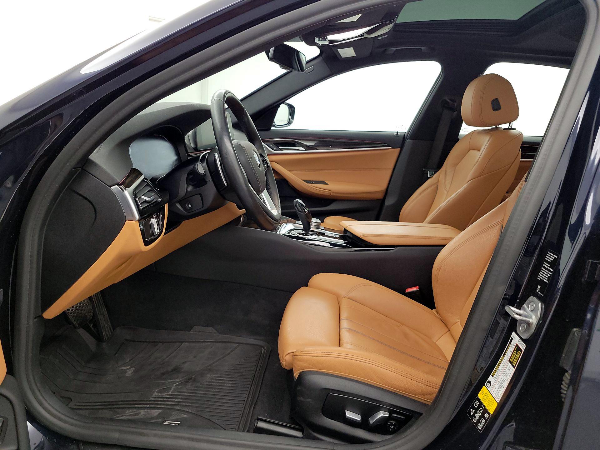 Thumbnail: 2020 BMW 5 Series - 11