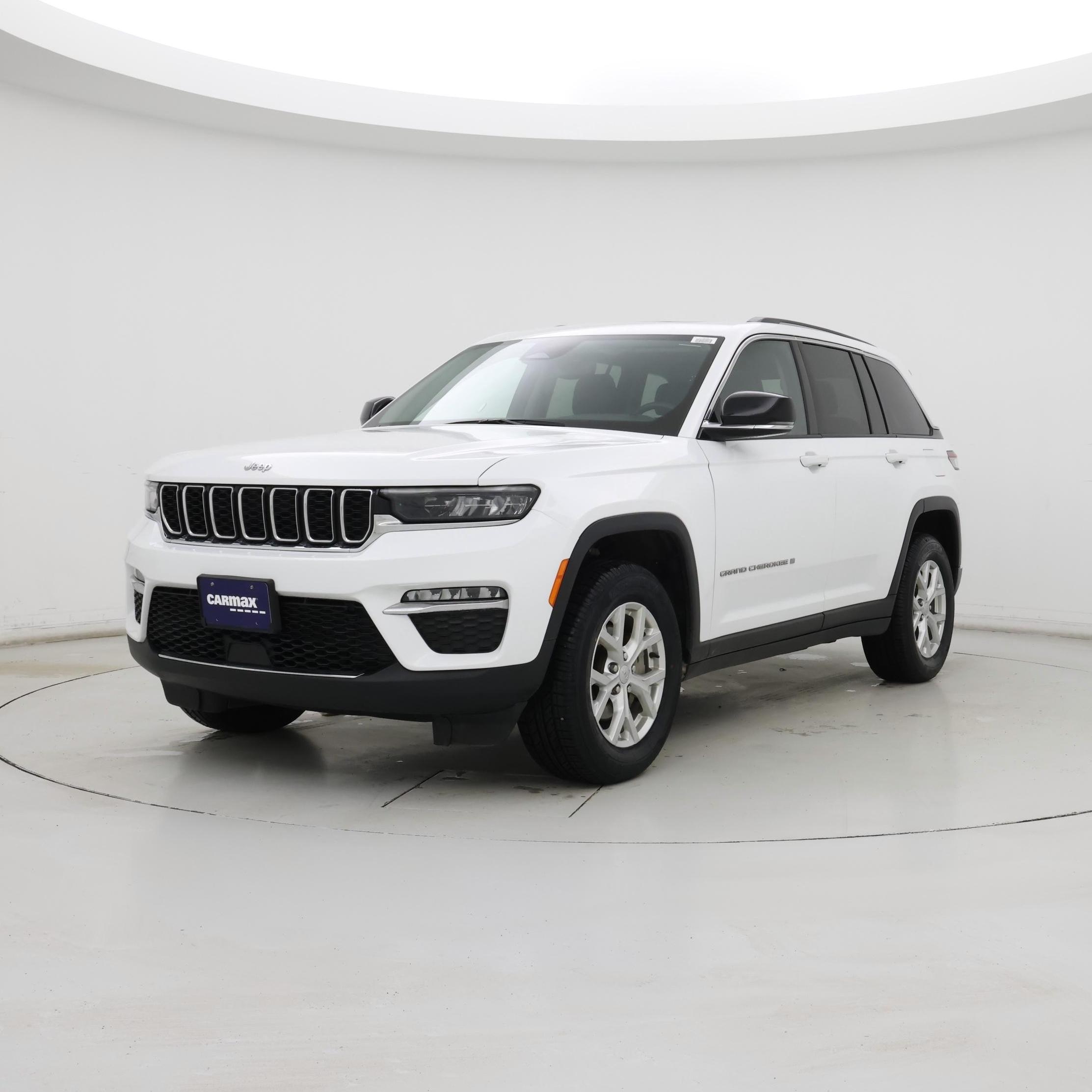 Thumbnail: 2023 Jeep Grand Cherokee - 4