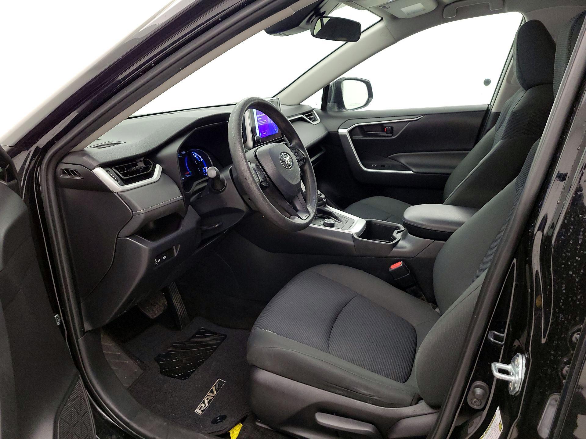 Thumbnail: 2024 Toyota RAV4 - 11