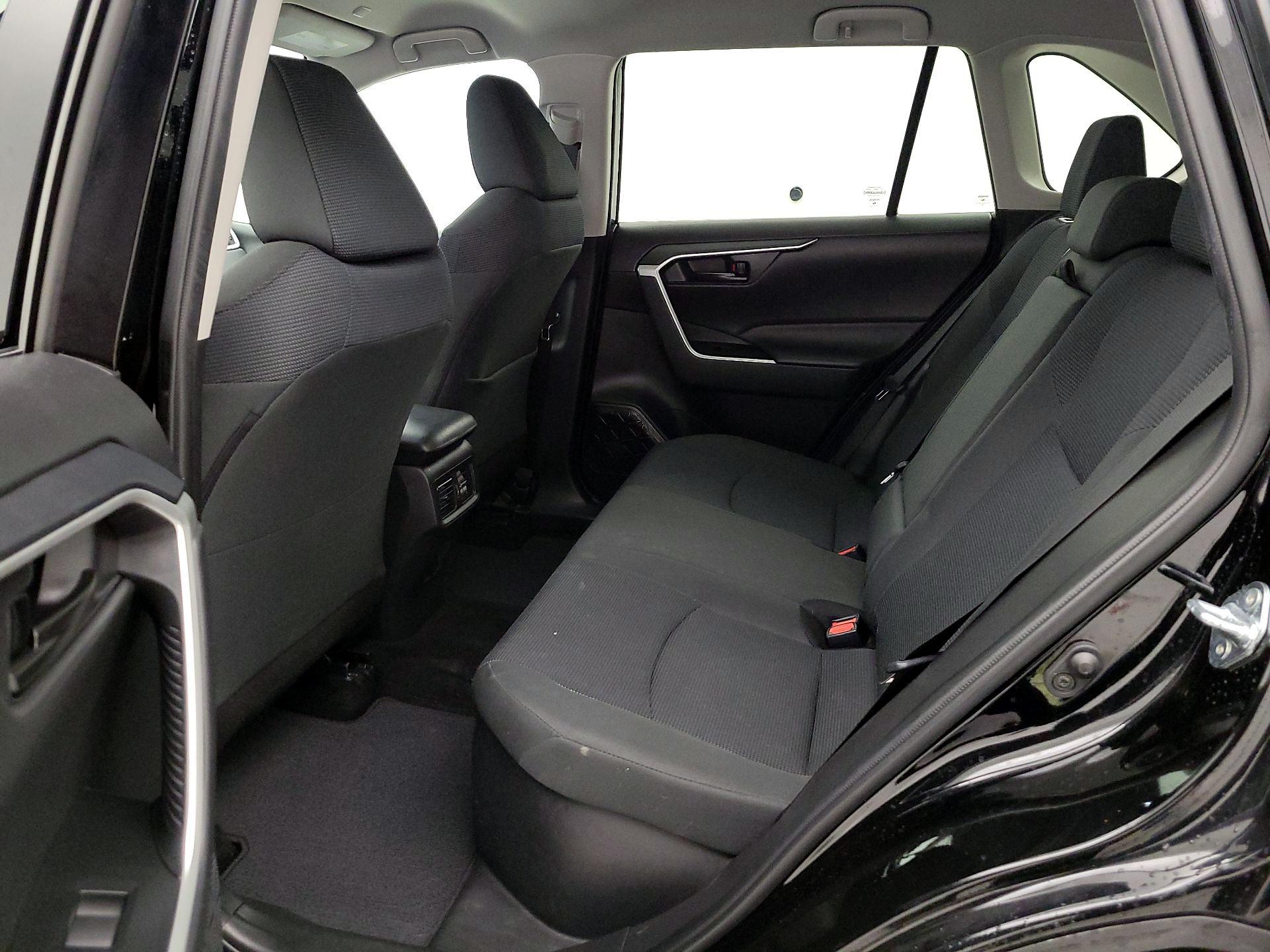 Thumbnail: 2024 Toyota RAV4 - 20