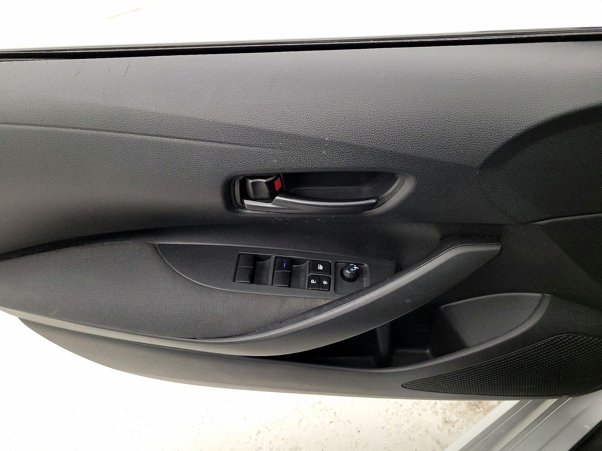 Thumbnail: 2022 Toyota Corolla - 12