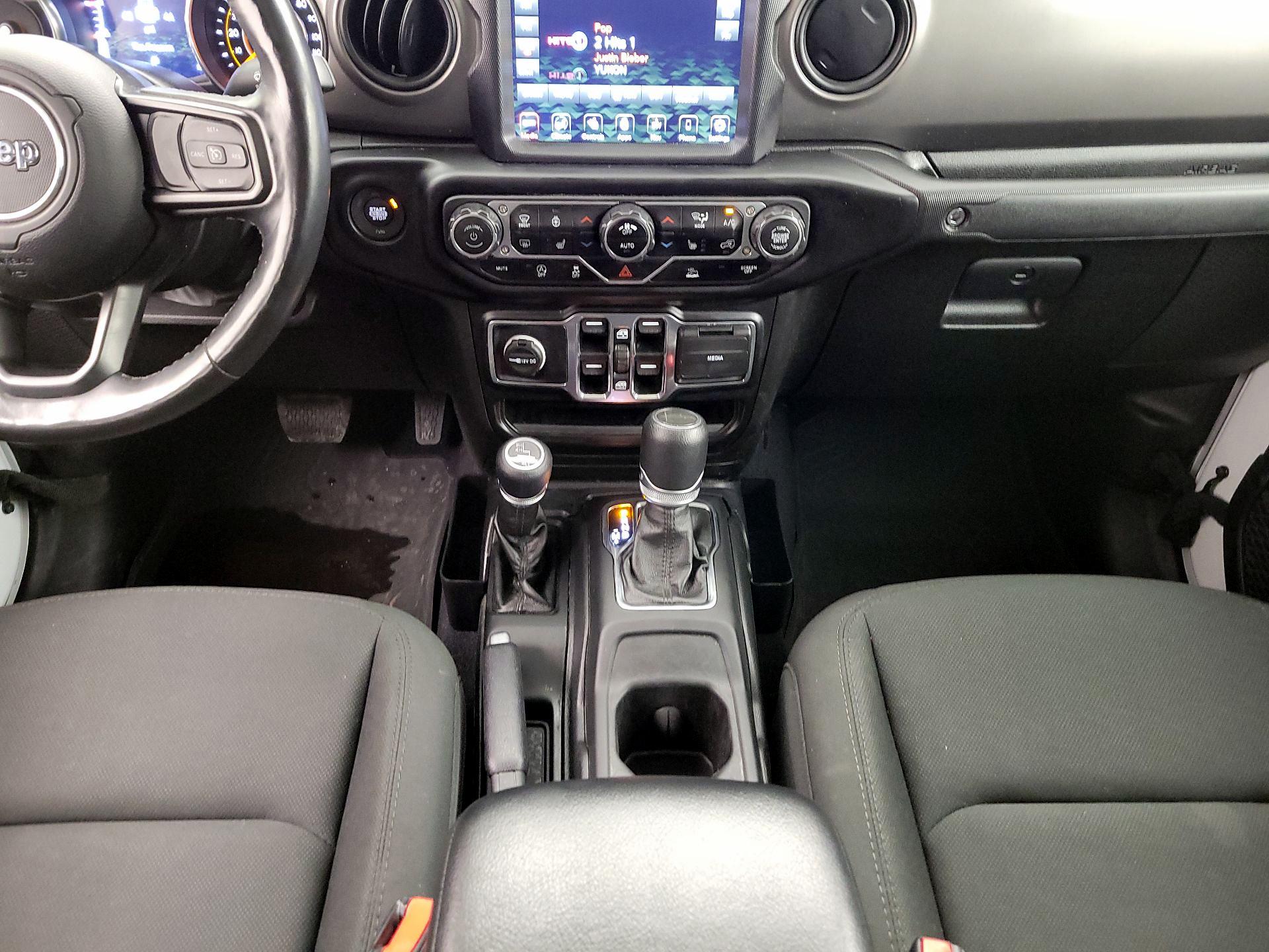 Thumbnail: 2022 Jeep Gladiator - 18