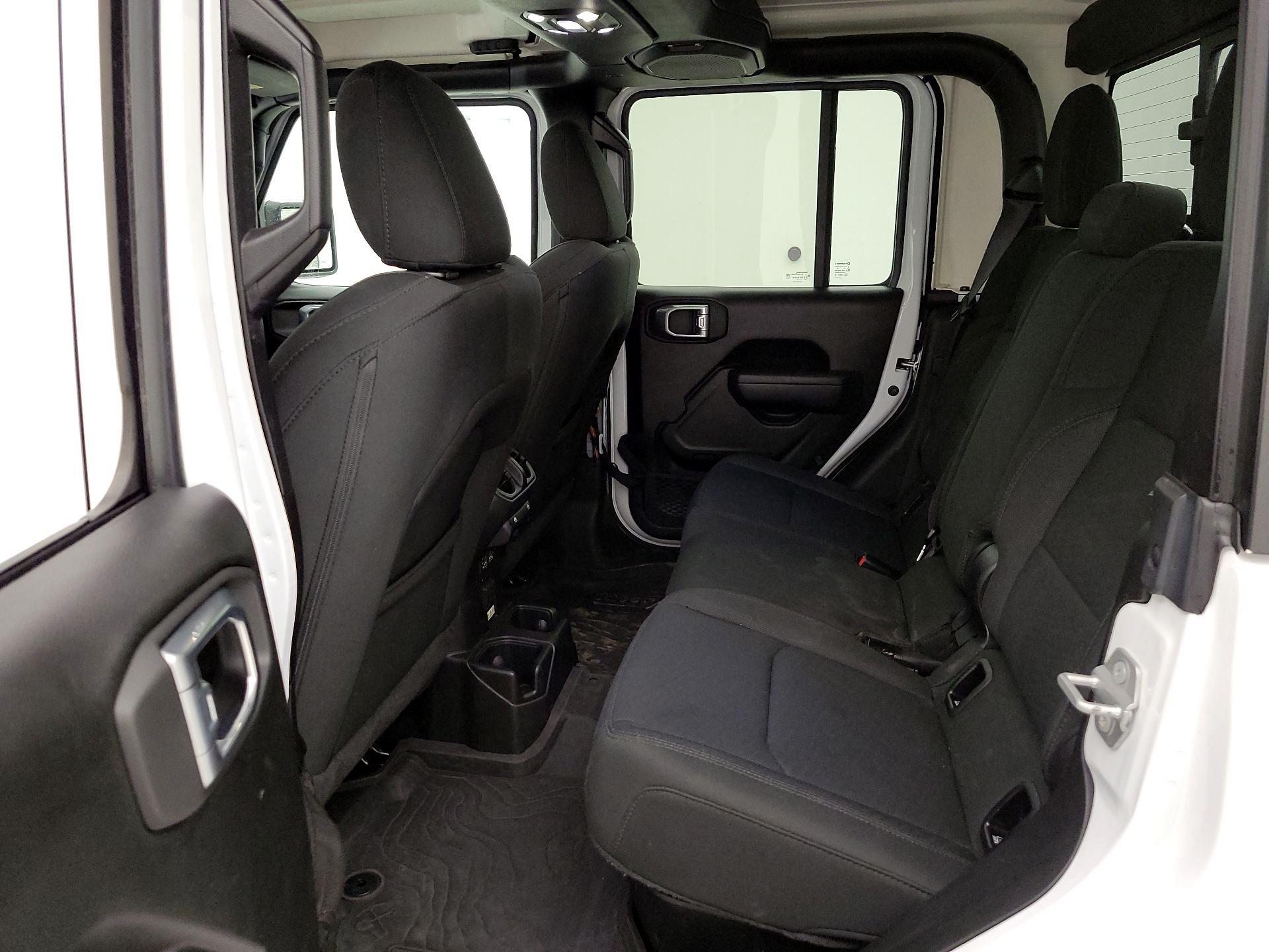 Thumbnail: 2022 Jeep Gladiator - 20