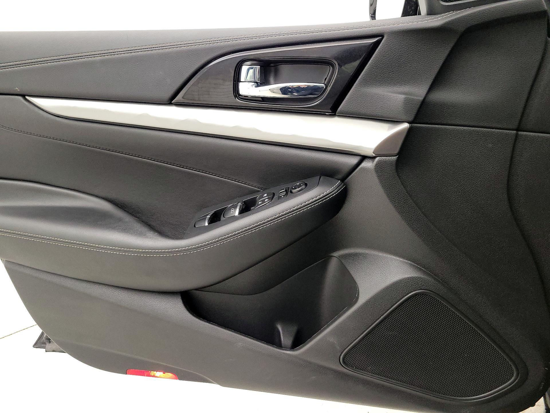 Thumbnail: 2020 Nissan Maxima - 12