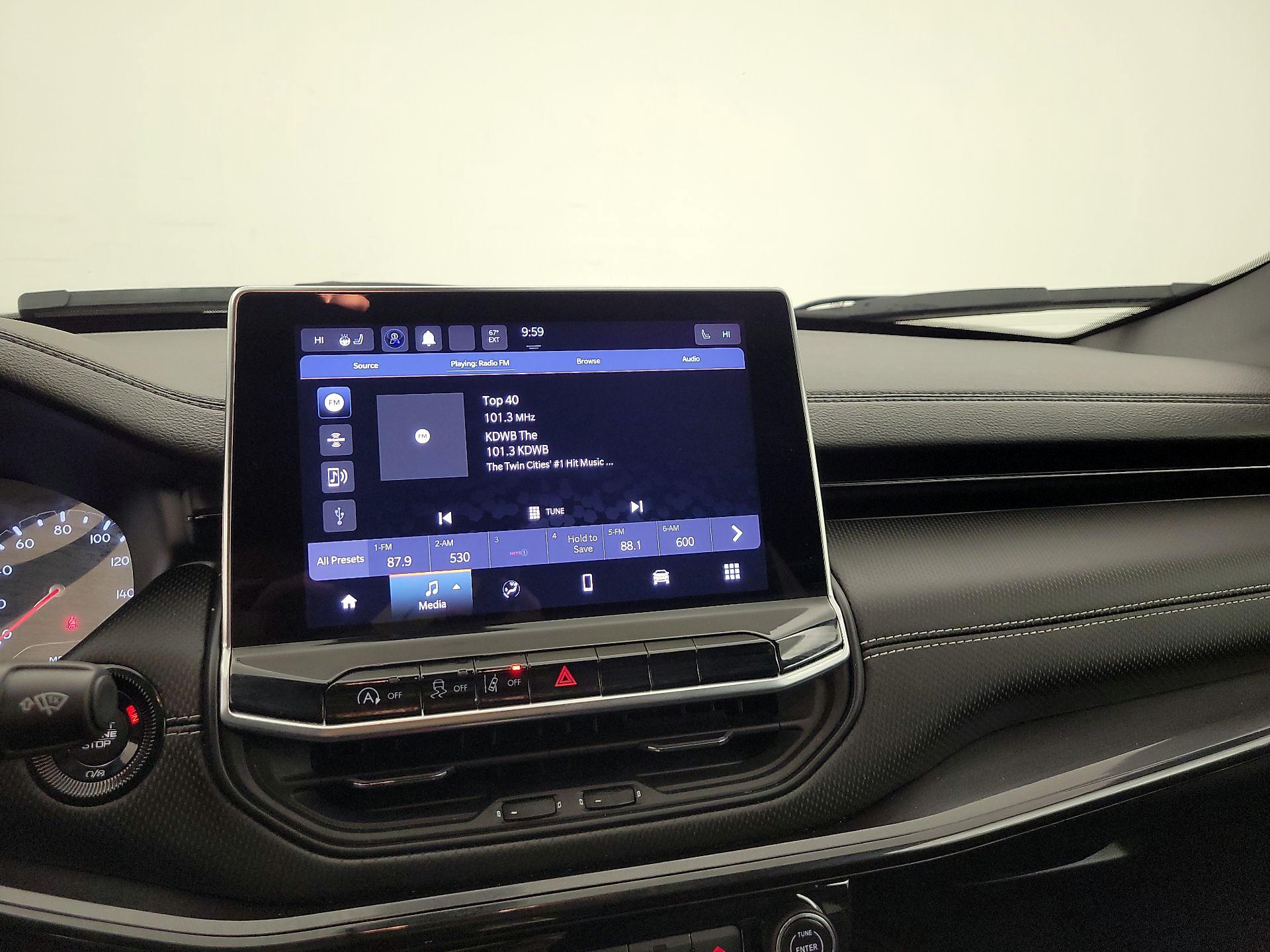 Thumbnail: 2023 Jeep Compass - 15