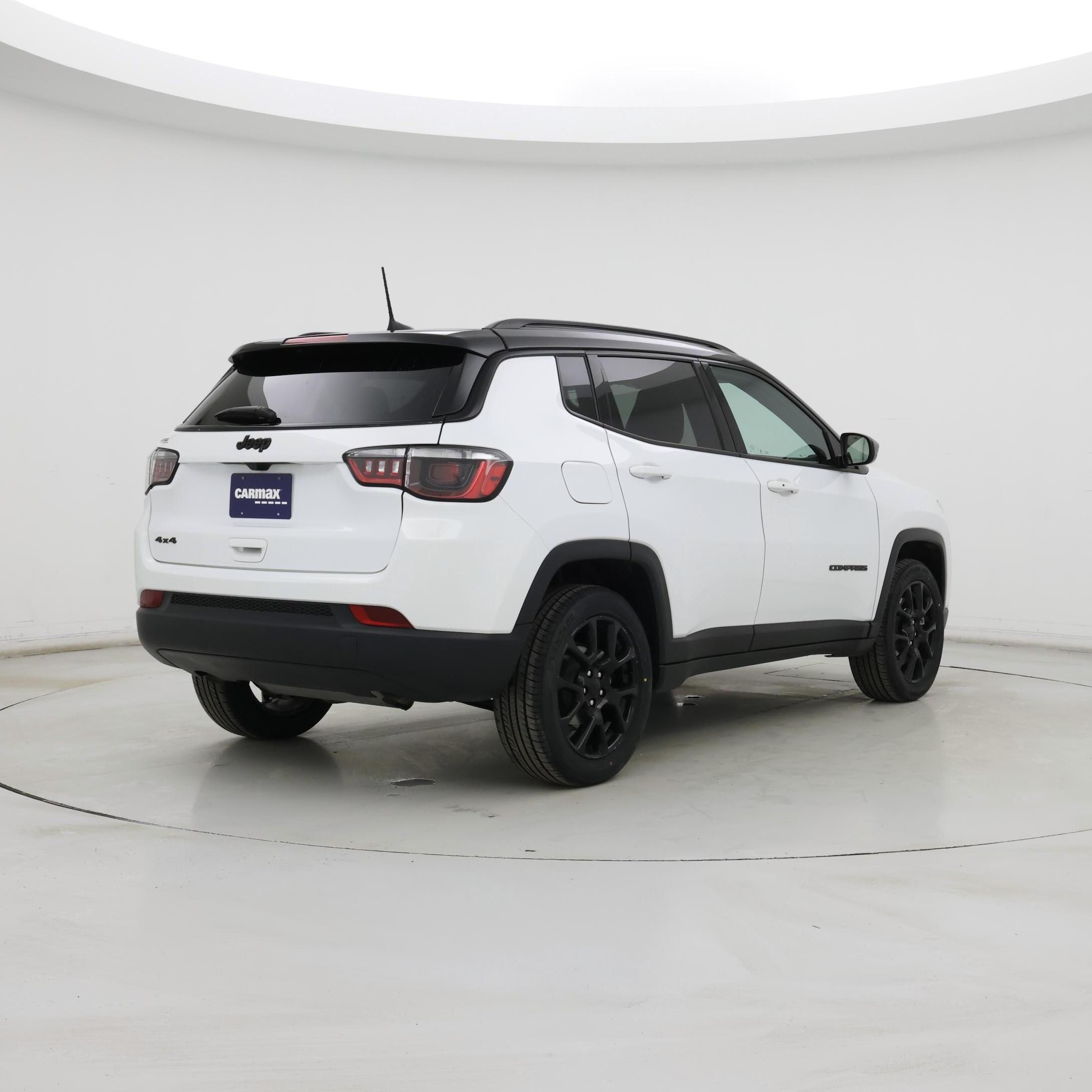 Thumbnail: 2023 Jeep Compass - 8