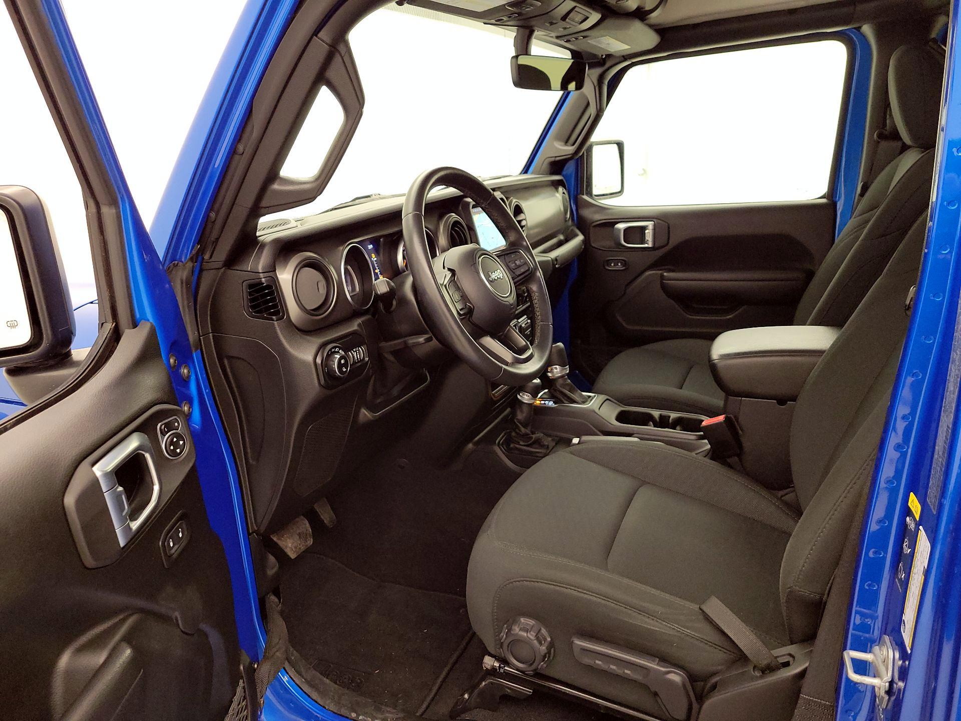 Thumbnail: 2021 Jeep Gladiator - 11