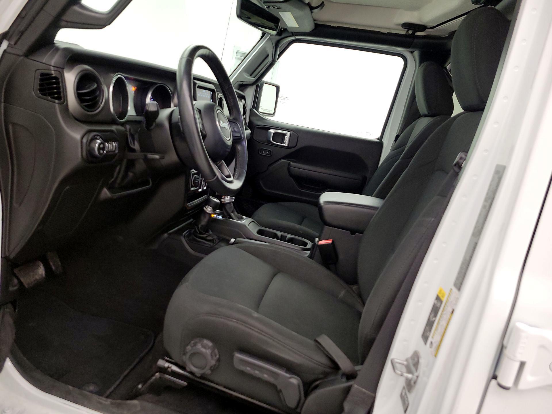 Thumbnail: 2022 Jeep Gladiator - 11