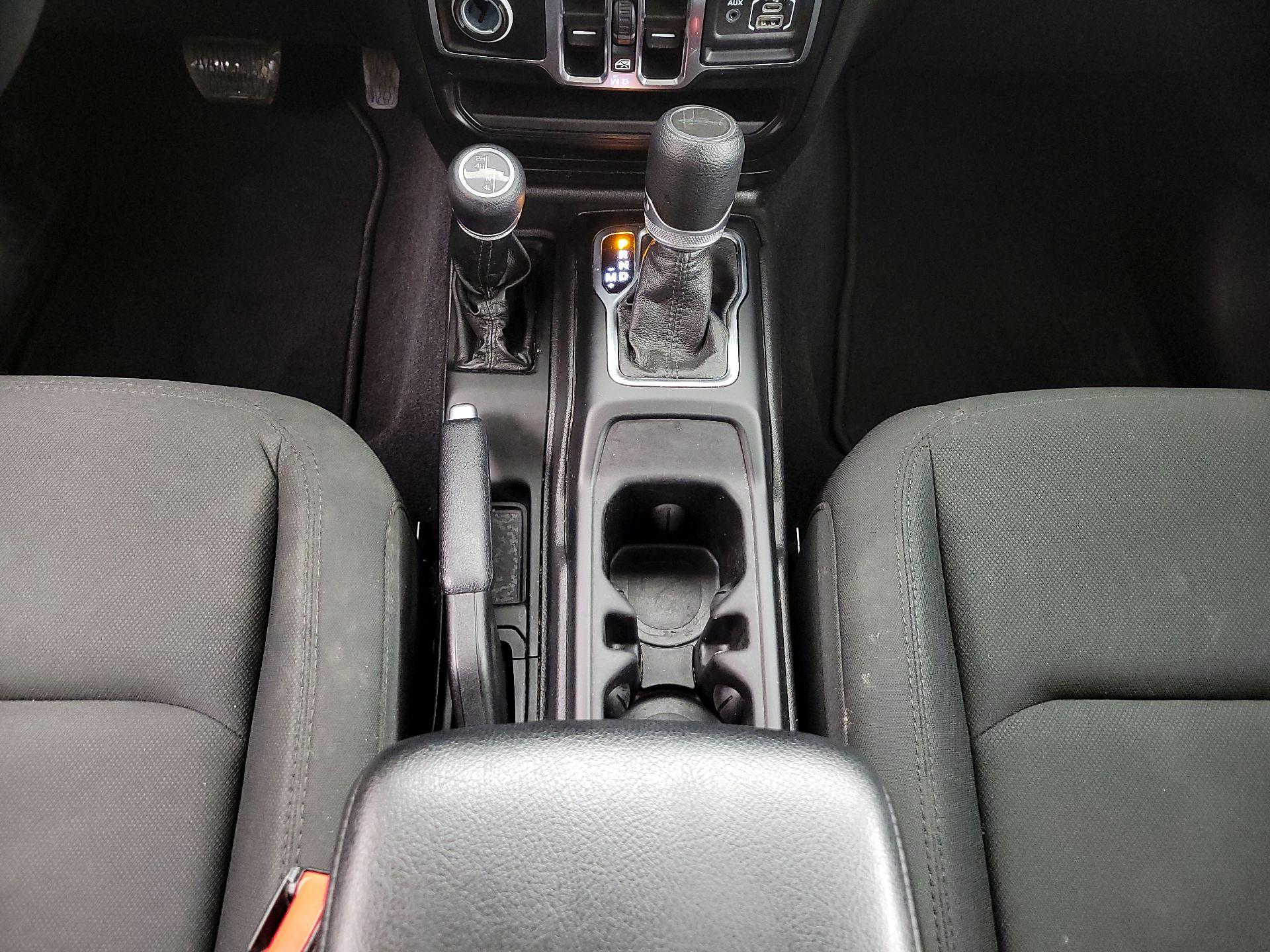 Thumbnail: 2022 Jeep Gladiator - 18