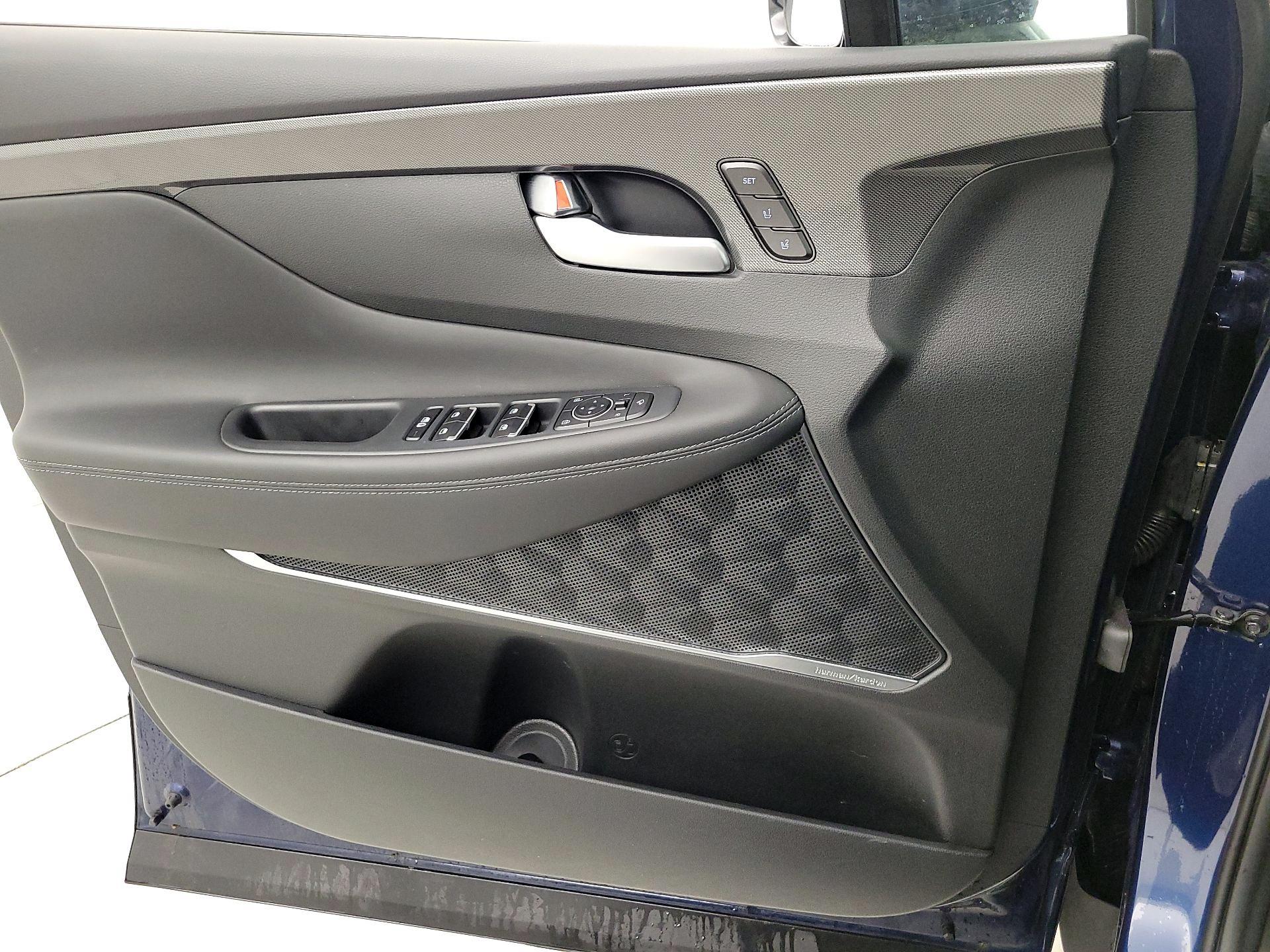 Thumbnail: 2023 Hyundai Santa Fe - 12