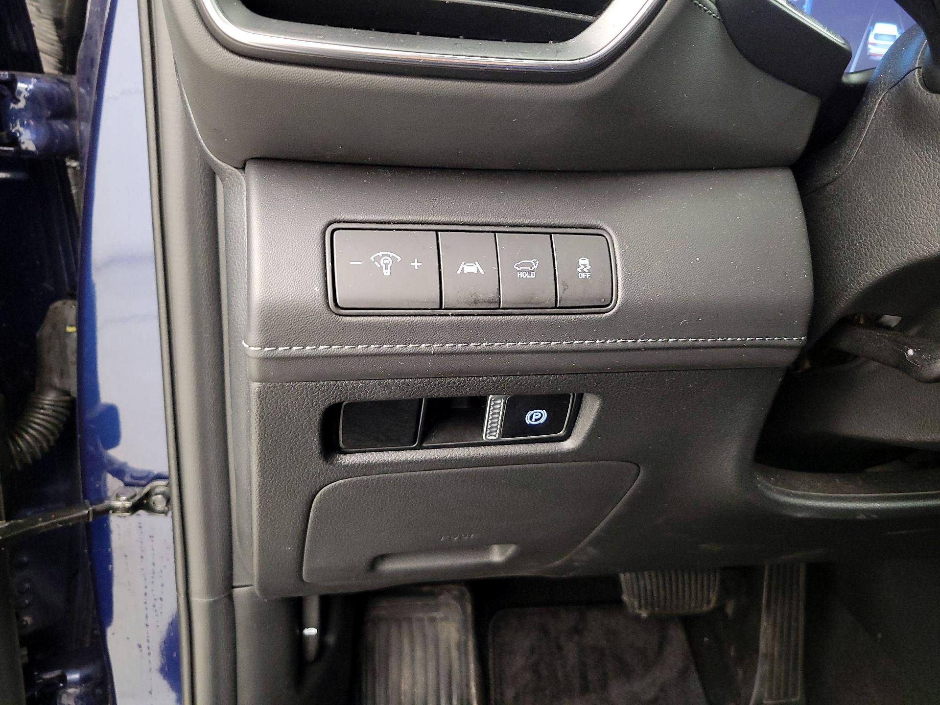 Thumbnail: 2023 Hyundai Santa Fe - 13