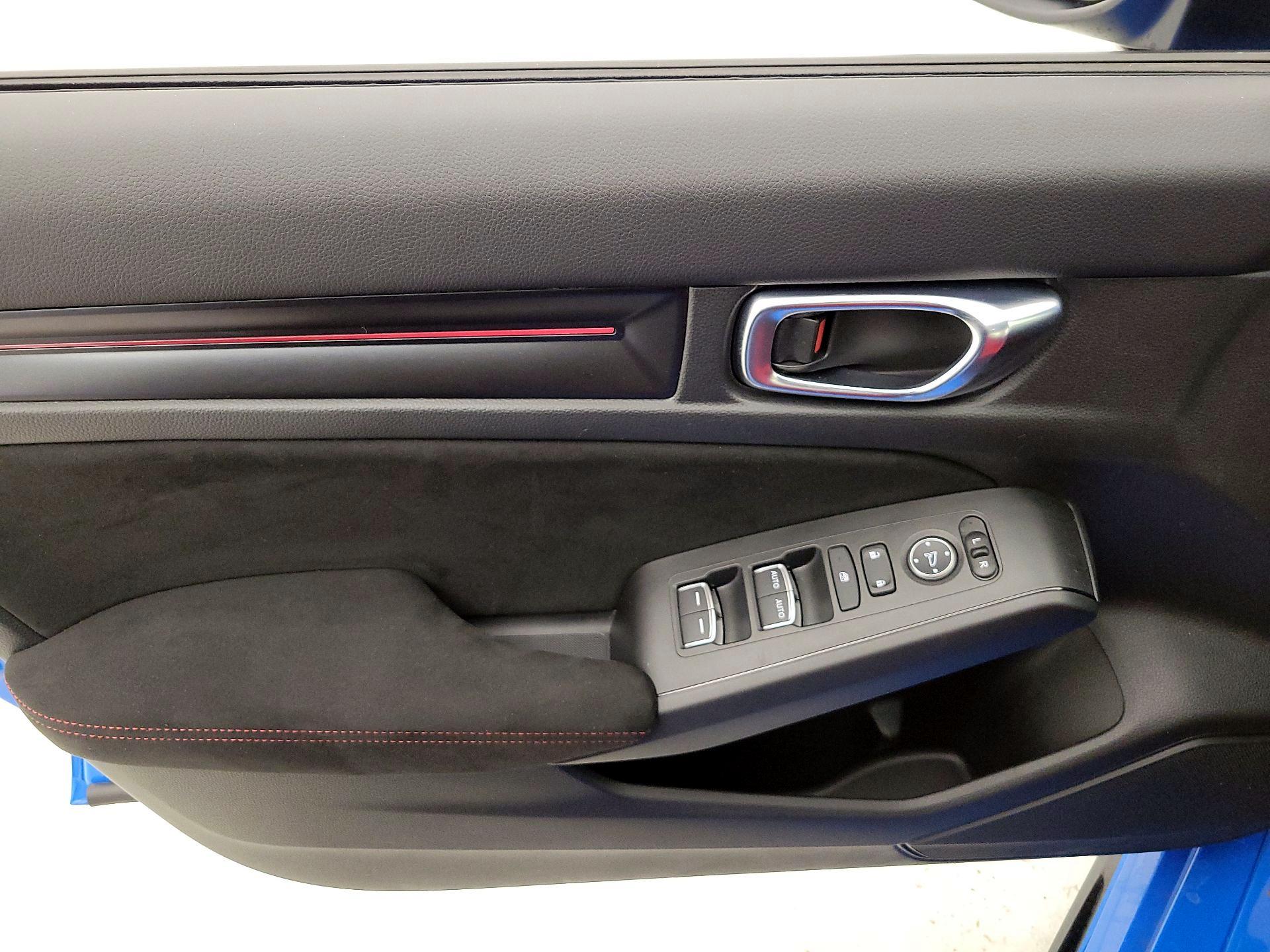 Thumbnail: 2025 Honda Civic - 12