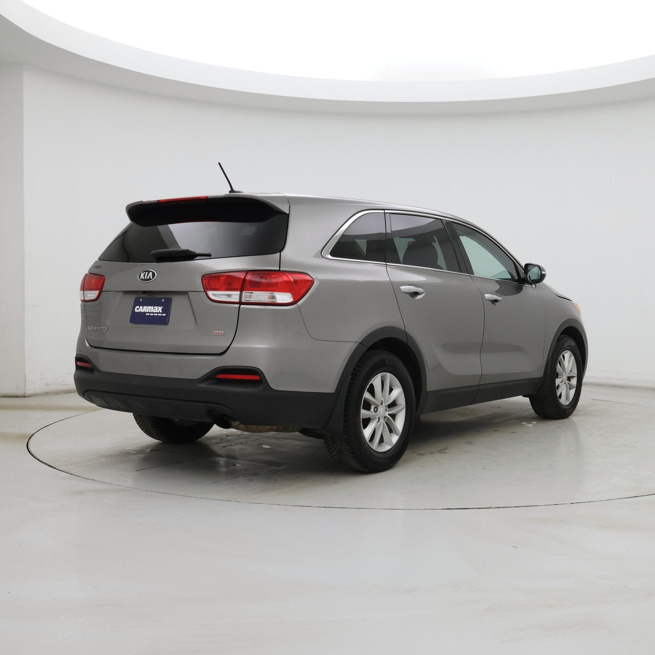 Thumbnail: 2018 Kia Sorento - 8