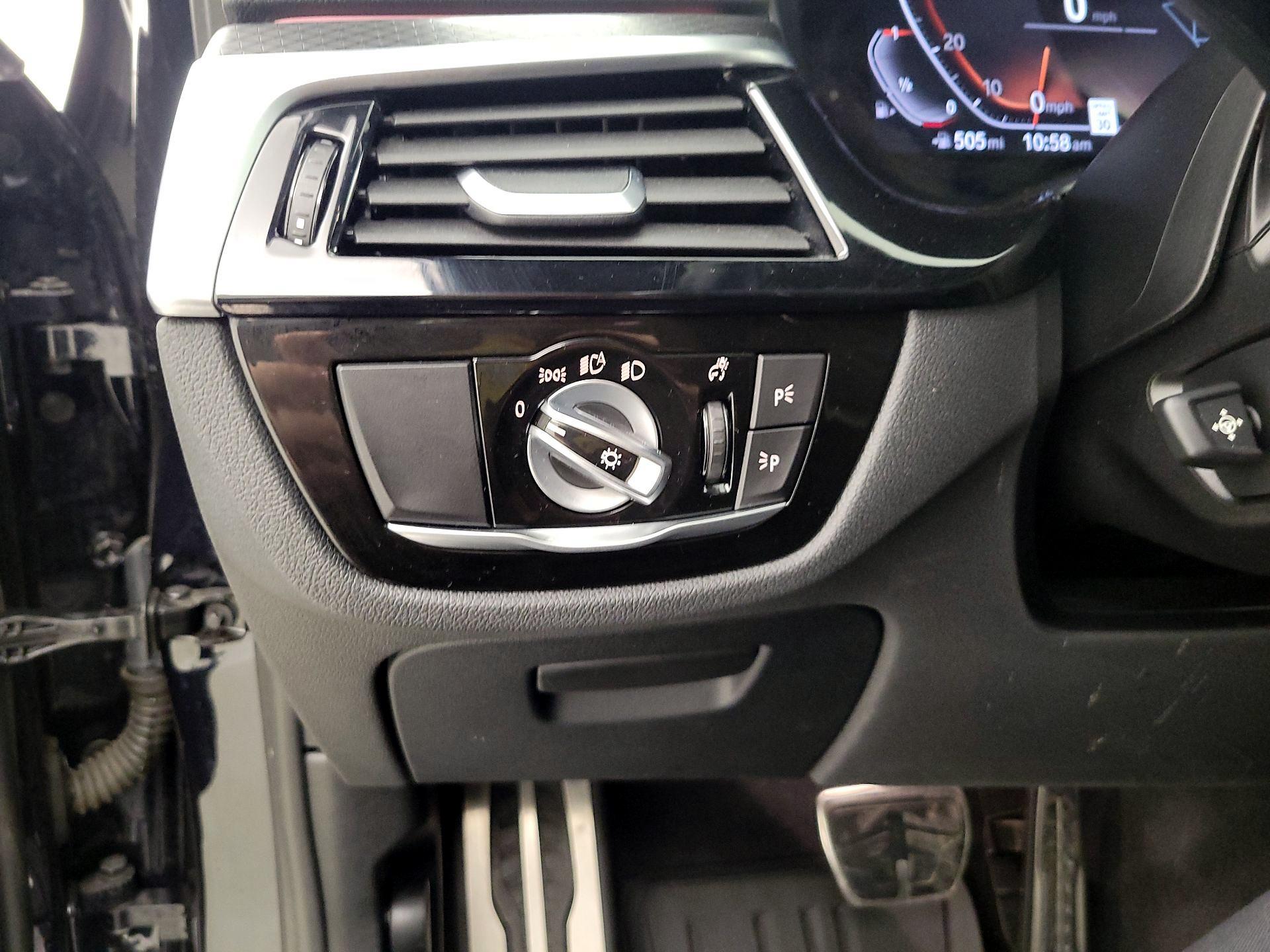 Thumbnail: 2023 BMW 5 Series - 13