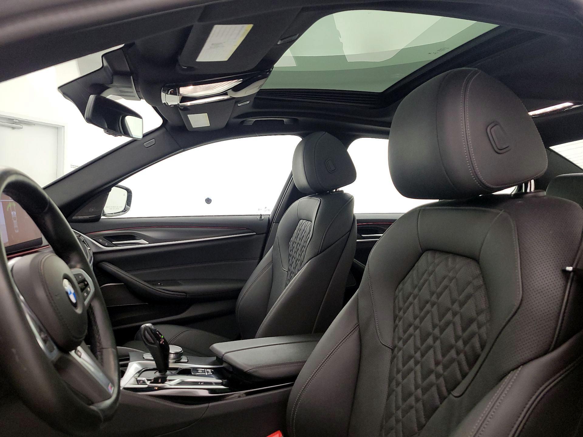 Thumbnail: 2023 BMW 5 Series - 20