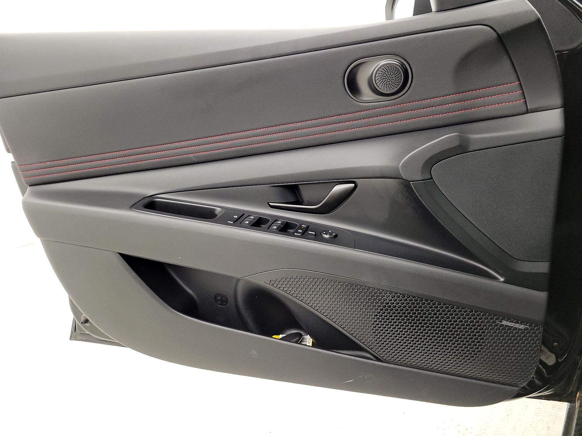 Thumbnail: 2025 Hyundai Elantra - 12