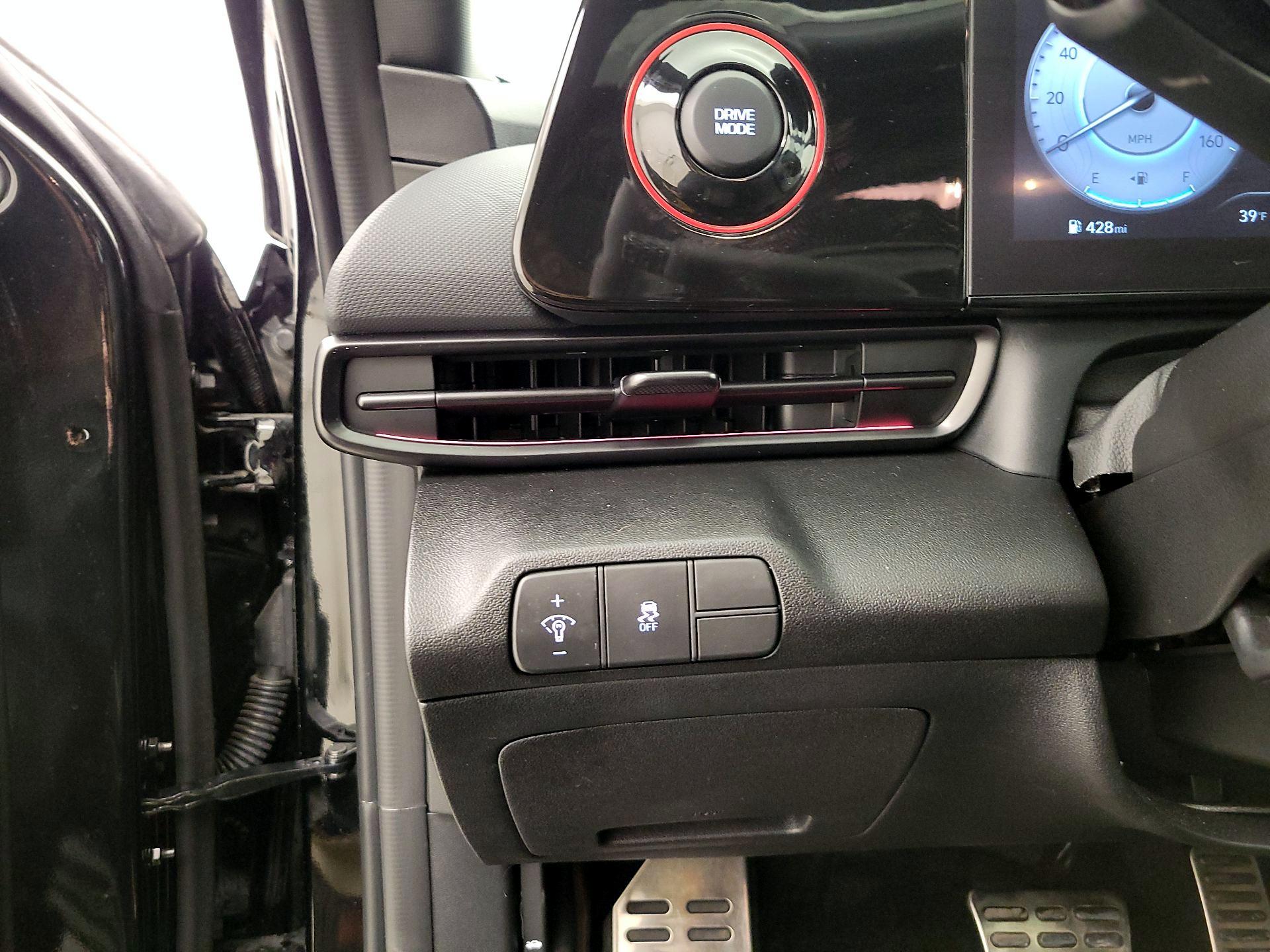 Thumbnail: 2025 Hyundai Elantra - 13