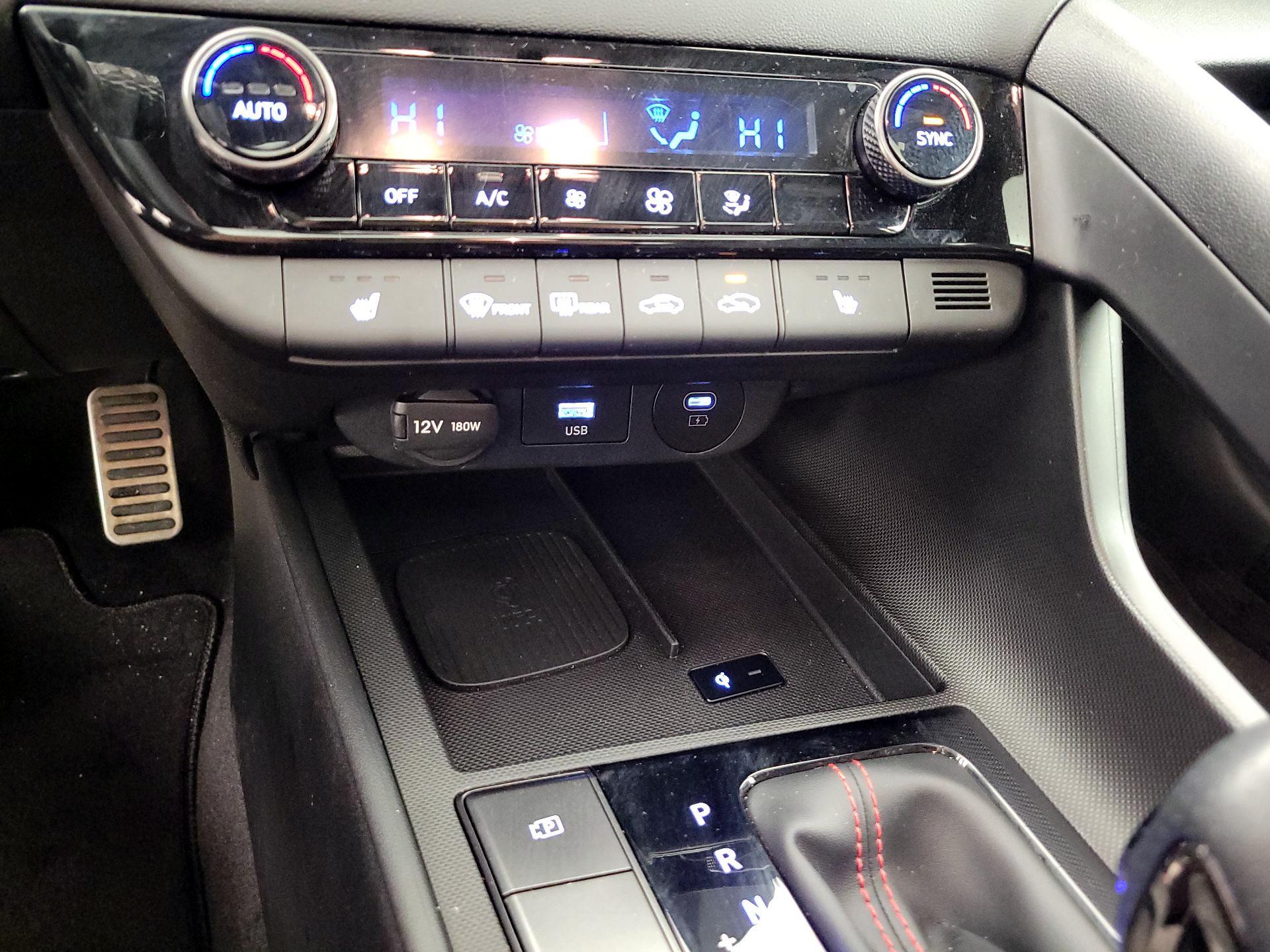 Thumbnail: 2025 Hyundai Elantra - 19