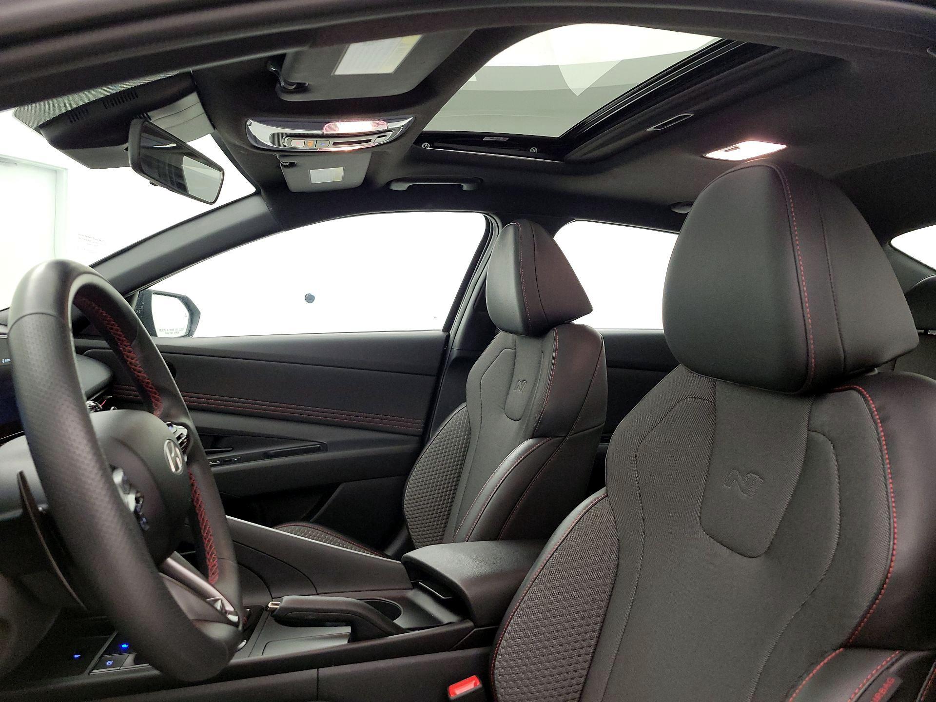 Thumbnail: 2025 Hyundai Elantra - 20