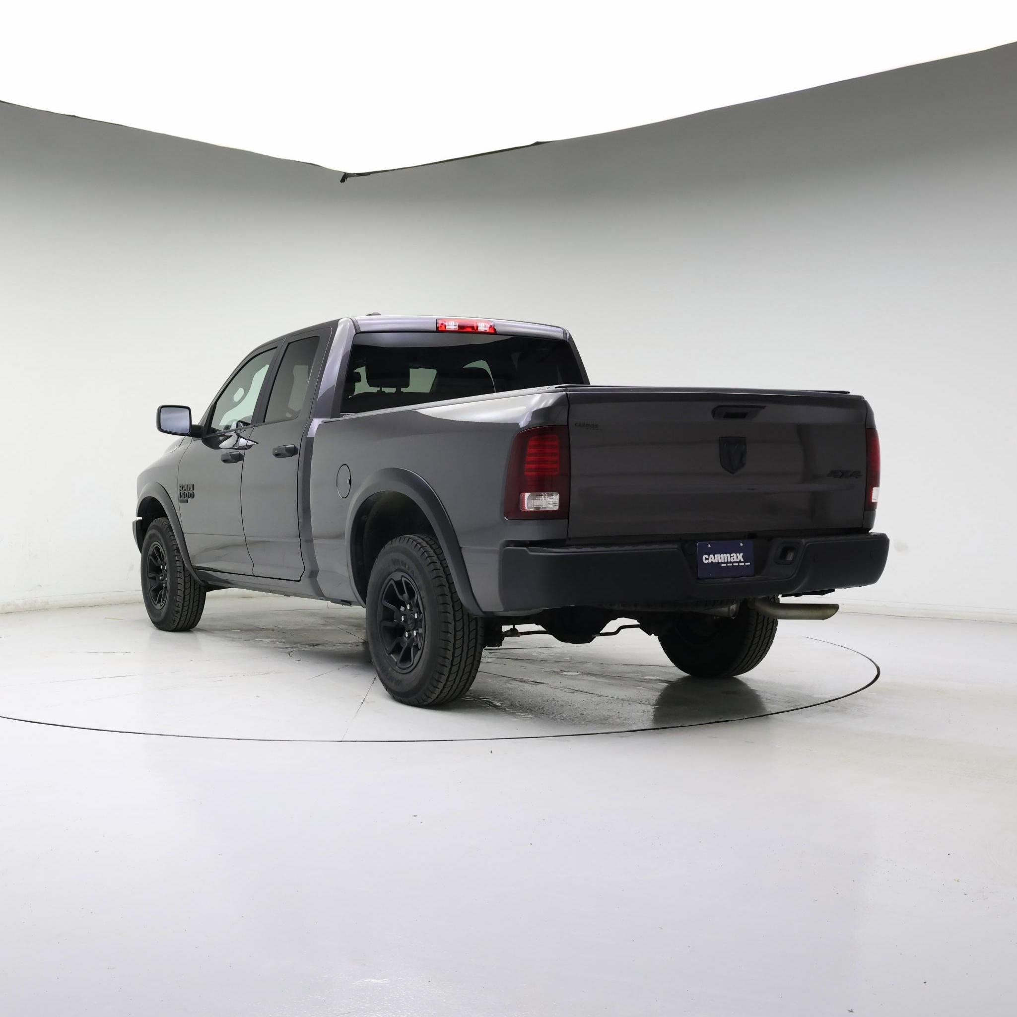 Thumbnail: 2022 RAM 1500 Classic - 2