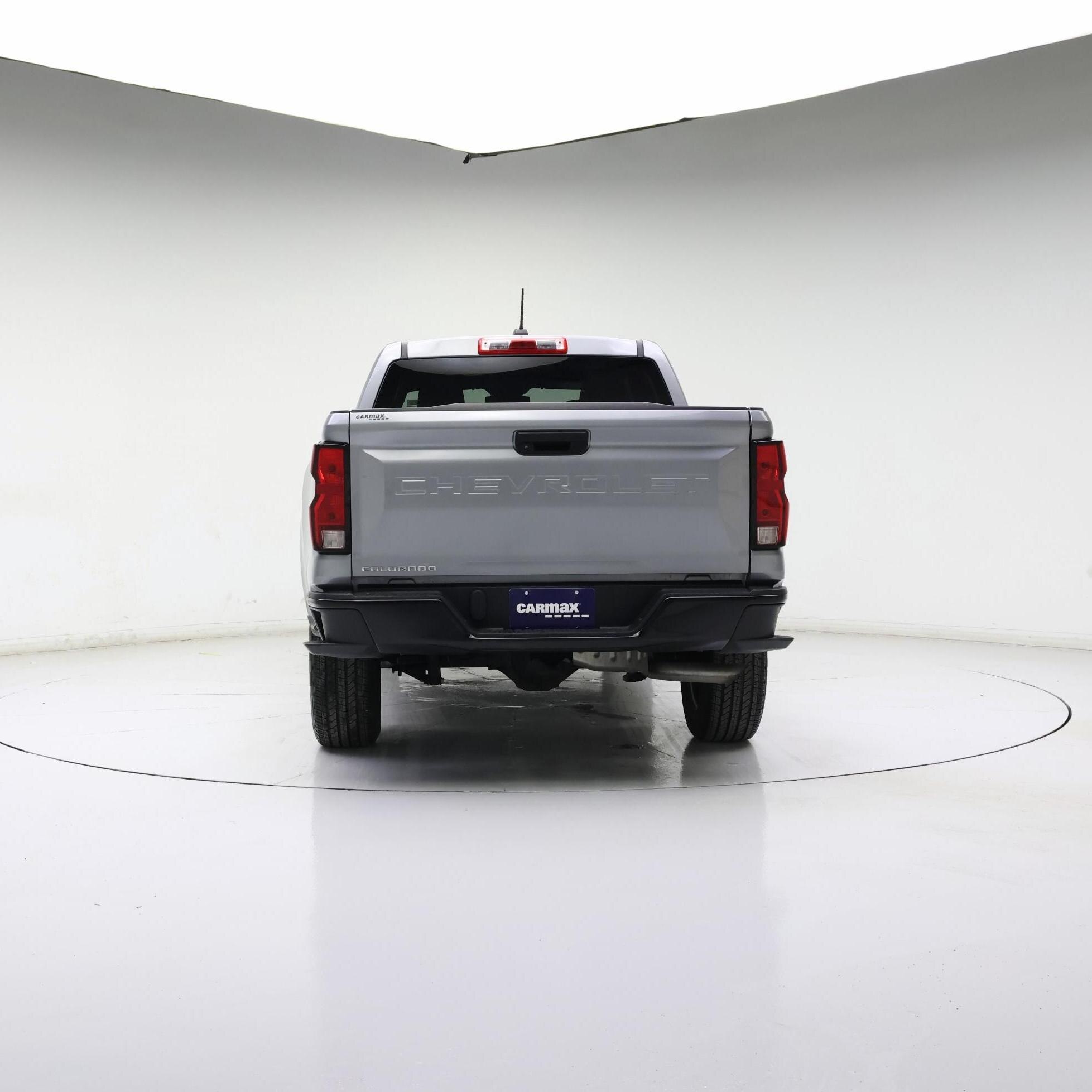 Thumbnail: 2023 Chevrolet Colorado - 6