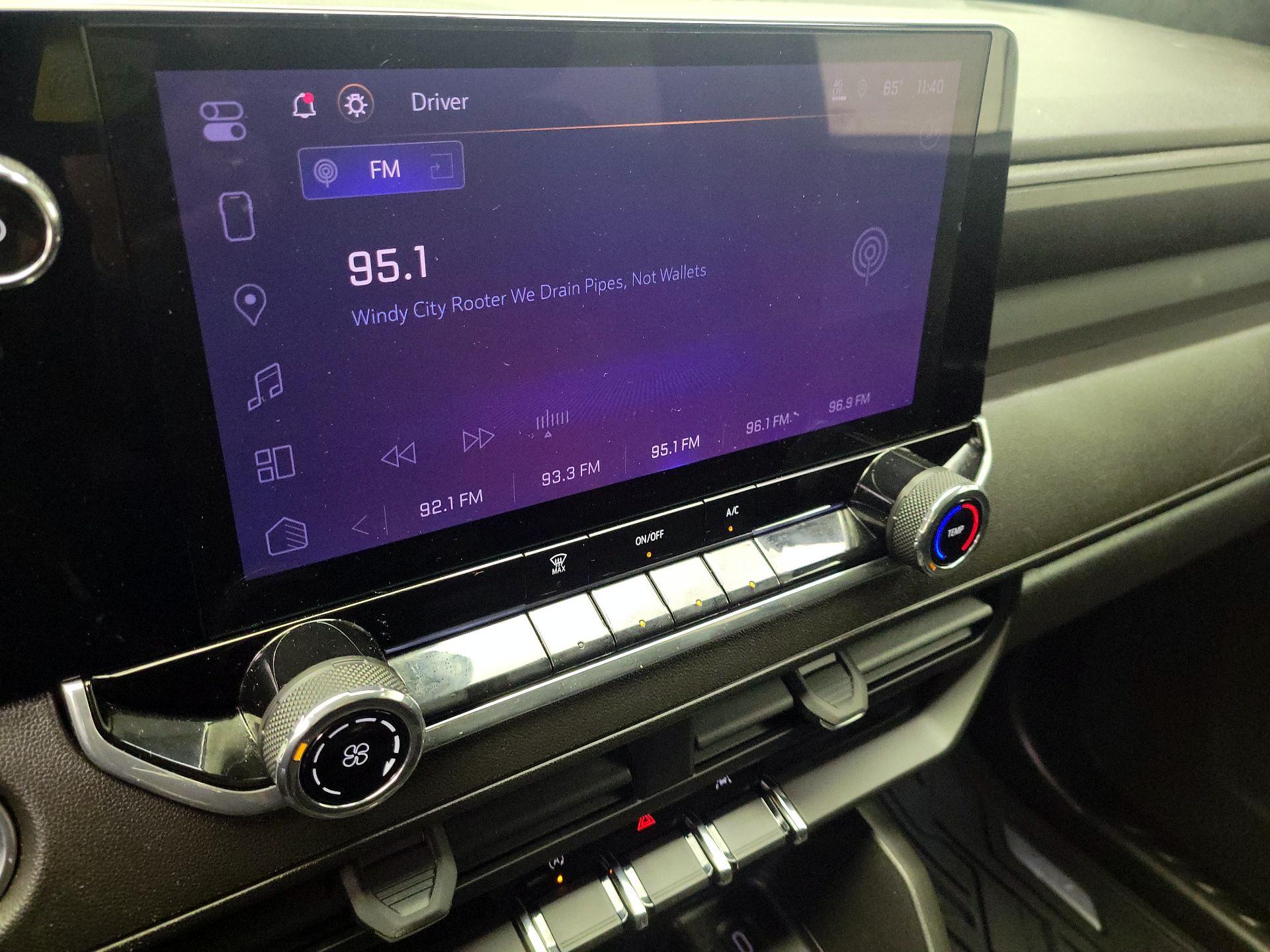 Thumbnail: 2024 Chevrolet Colorado - 15