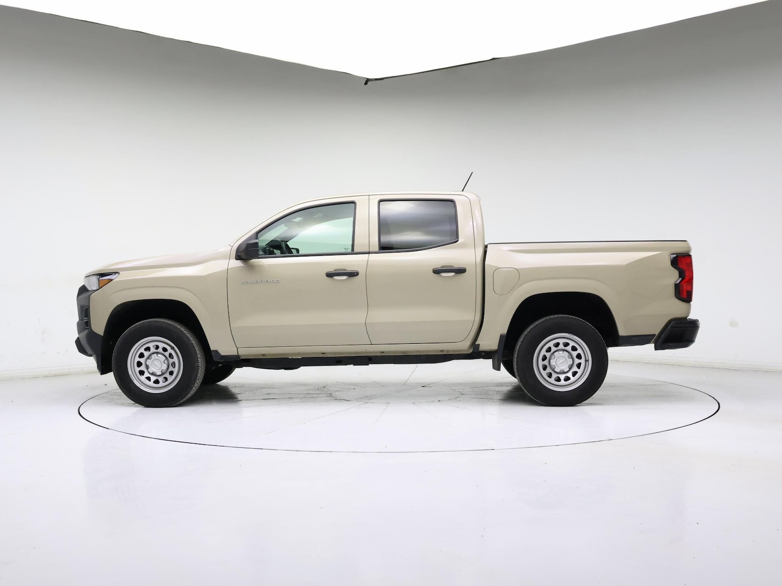 2024 Chevrolet Colorado Work Truck - Photo 8