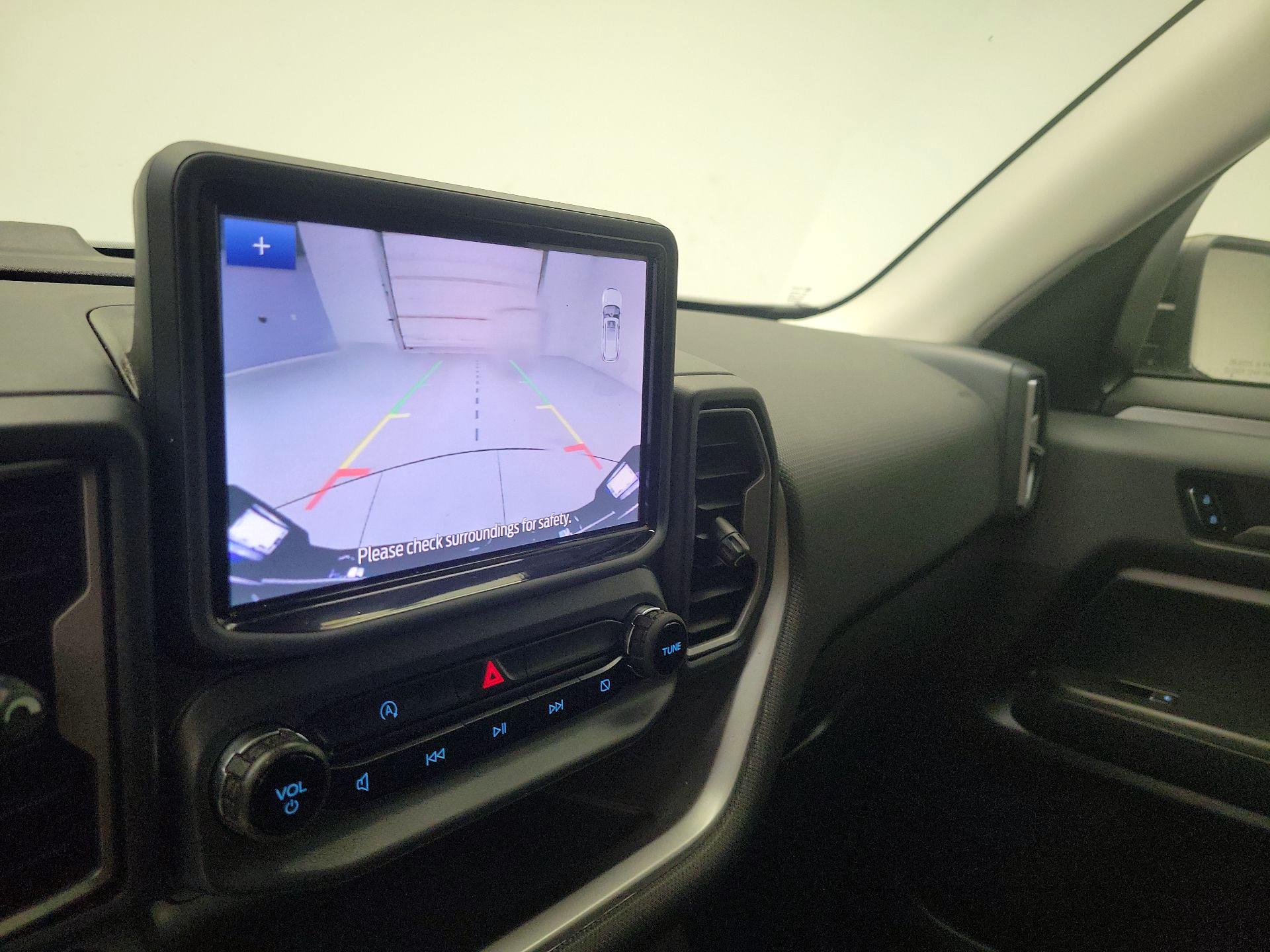 Thumbnail: 2022 Ford Bronco Sport - 14