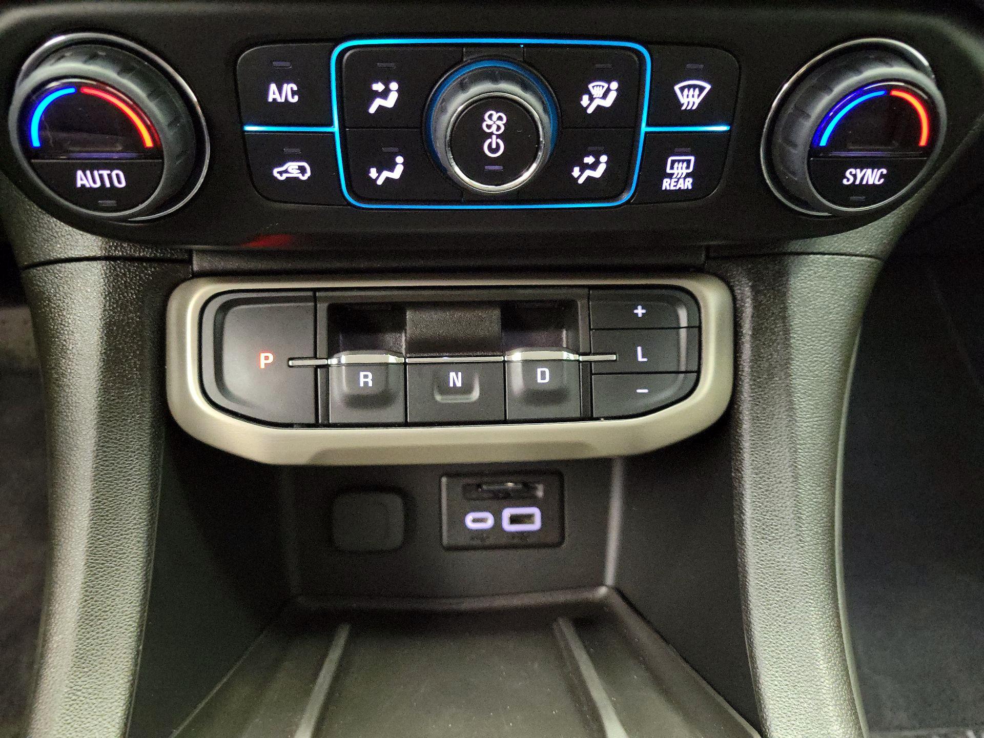 Thumbnail: 2023 GMC Acadia - 16