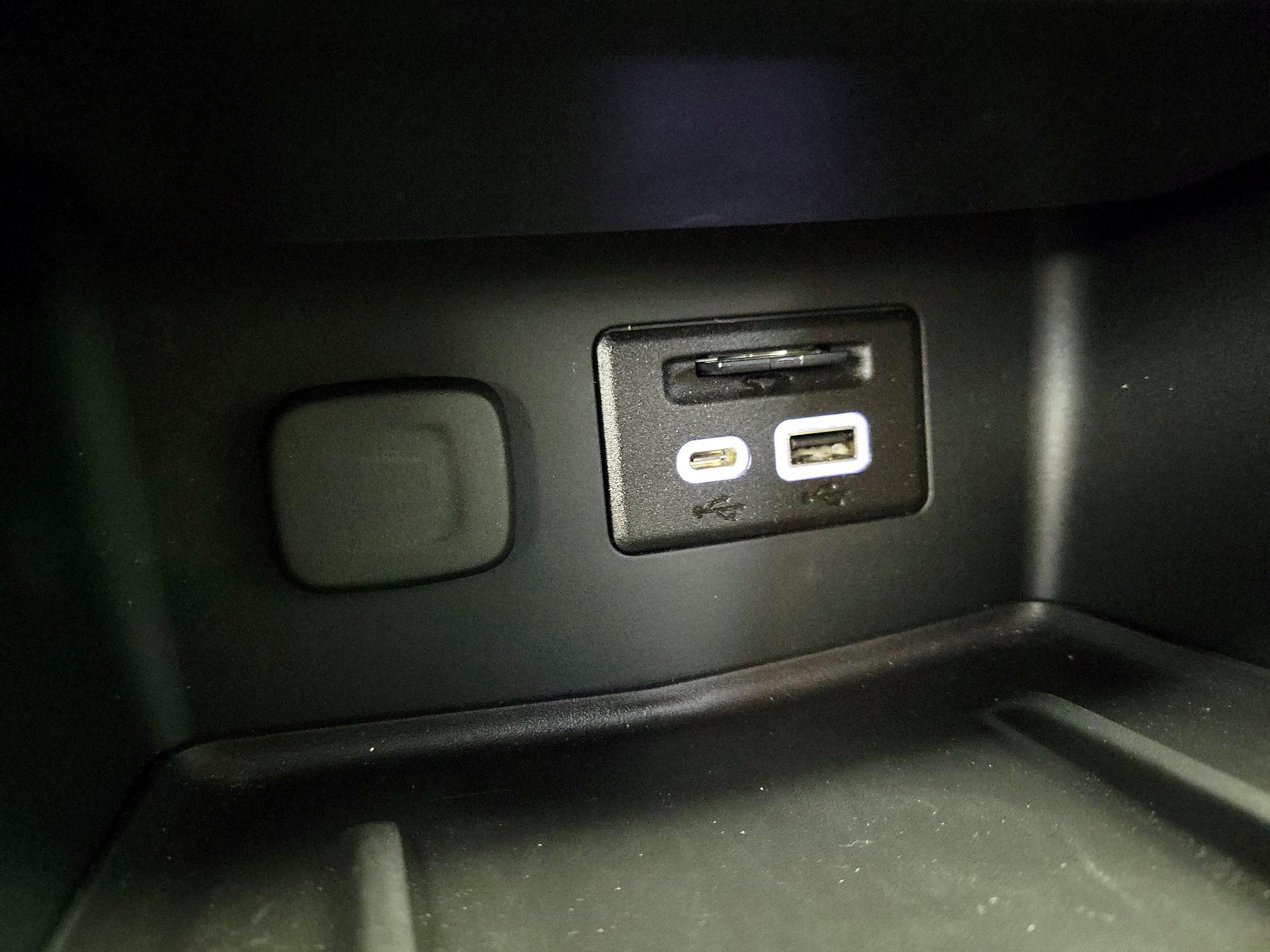 Thumbnail: 2023 GMC Acadia - 17