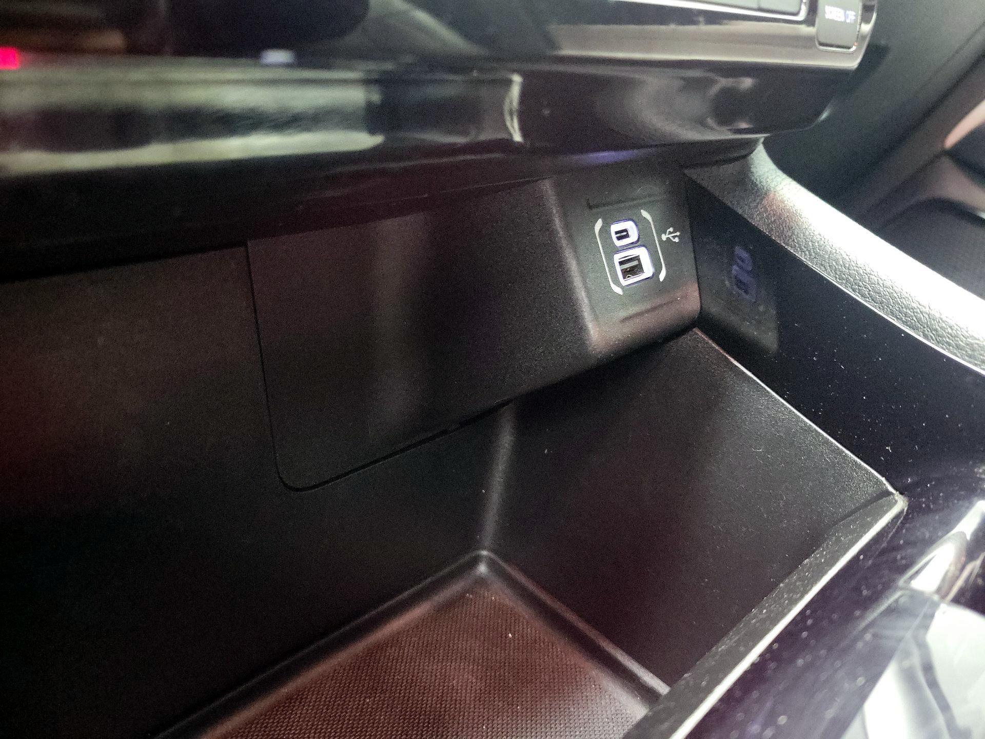 Thumbnail: 2022 Jeep Compass - 18