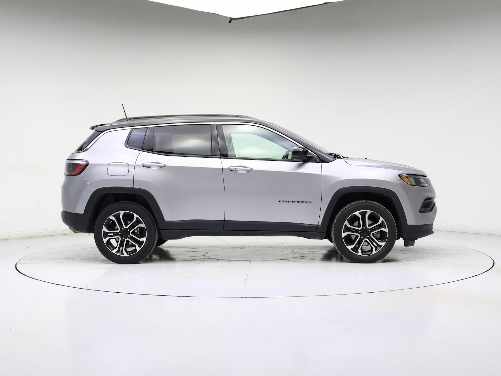 2022 Jeep Compass Limited - Photo 8
