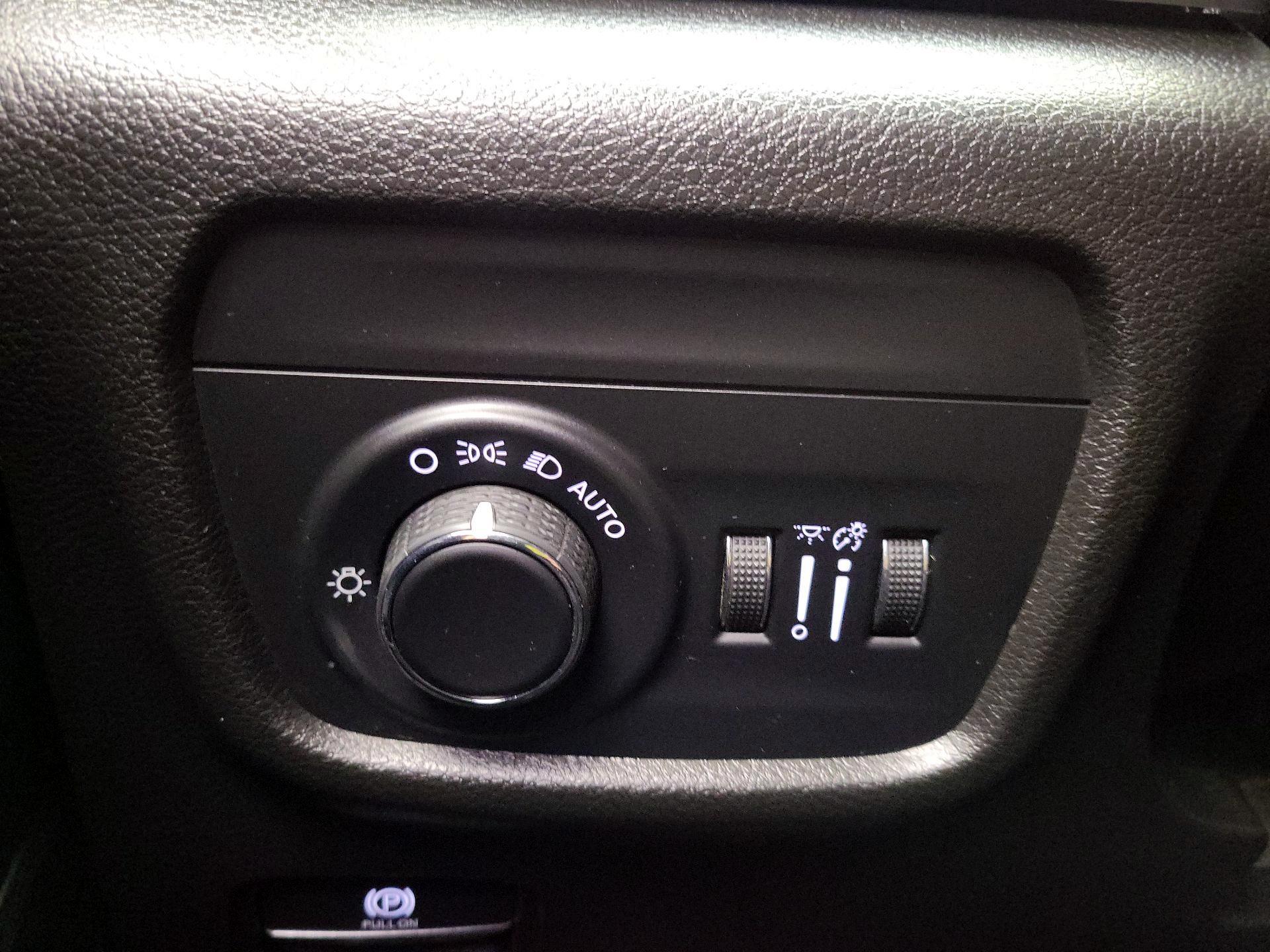 Thumbnail: 2022 Jeep Grand Cherokee - 13